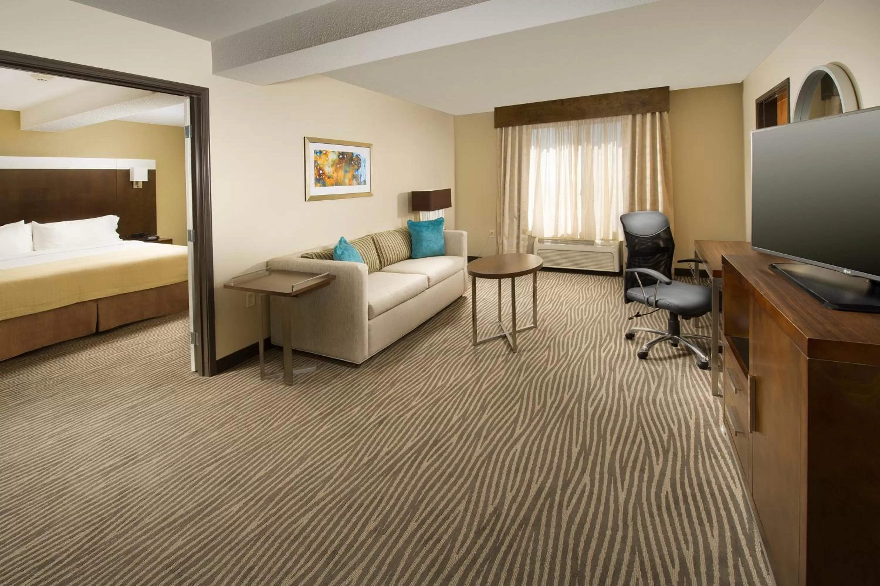 Photo of the whole room, Bed in Holiday Inn El Paso Airport by IHG