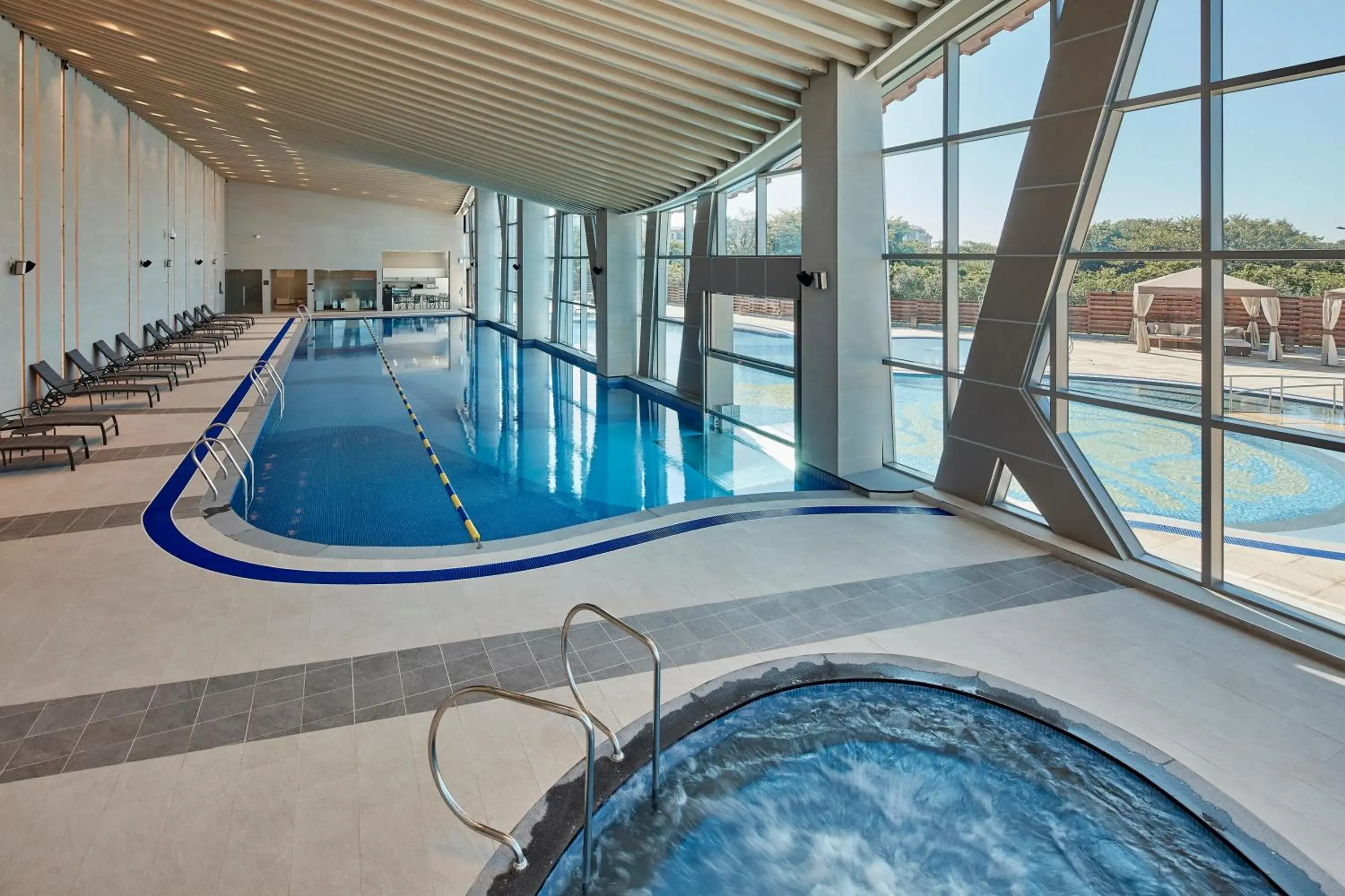 Swimming pool in Somerset Jeju Shinhwa World Swimming pool in Somerset Jeju Shinhwa World