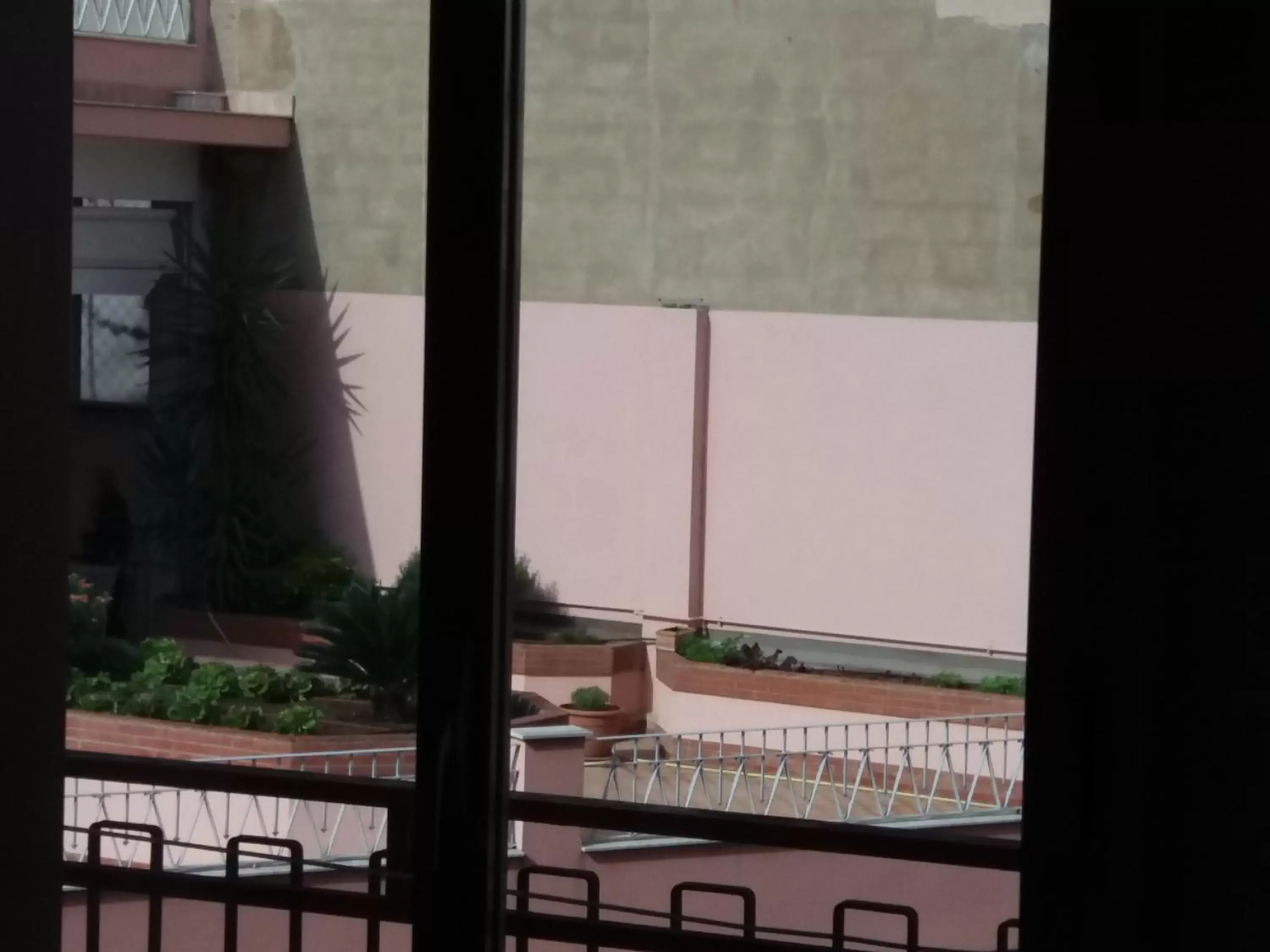 Street view, Balcony/Terrace in Albergo Europa