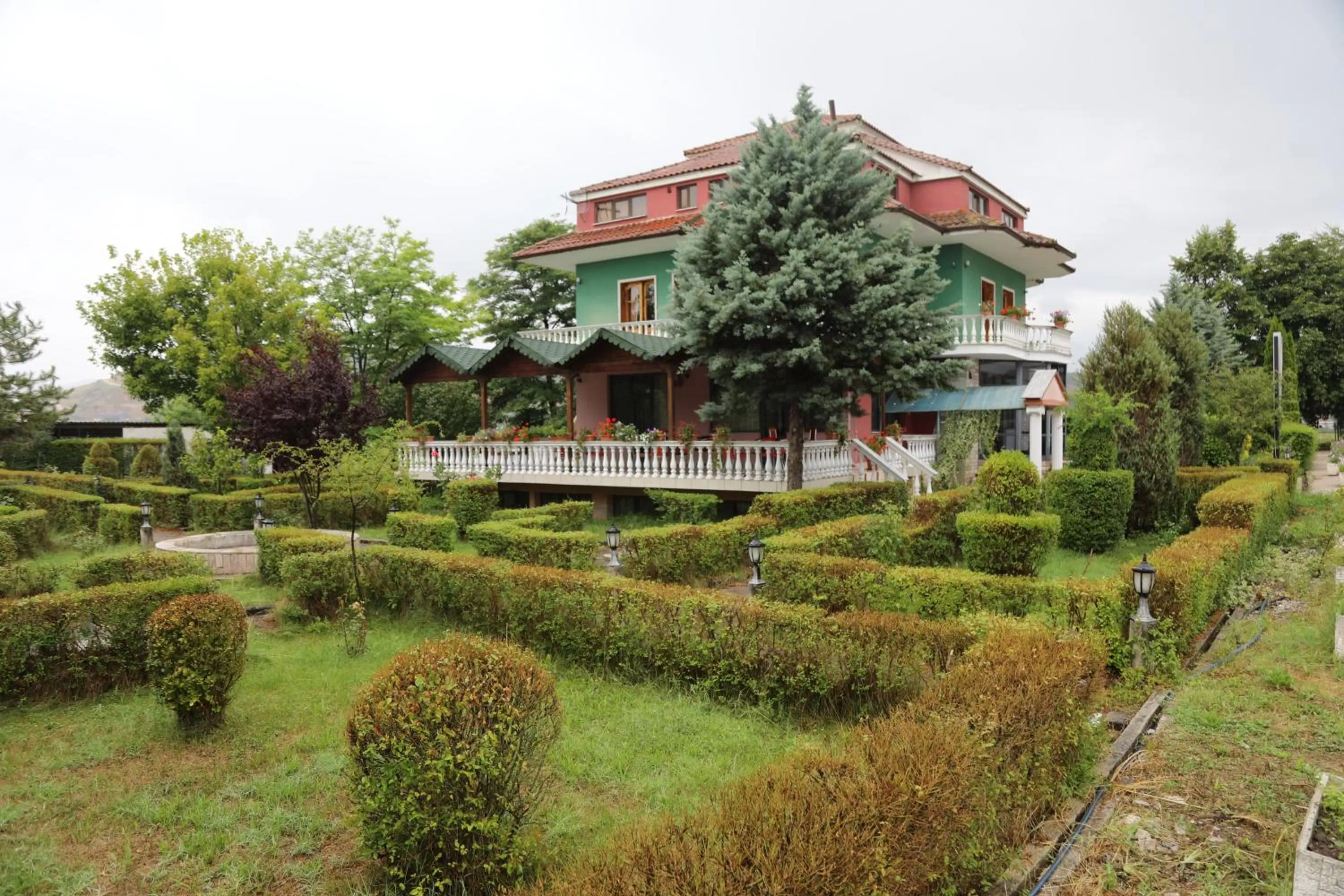 Property Building in Hotel Kabashi