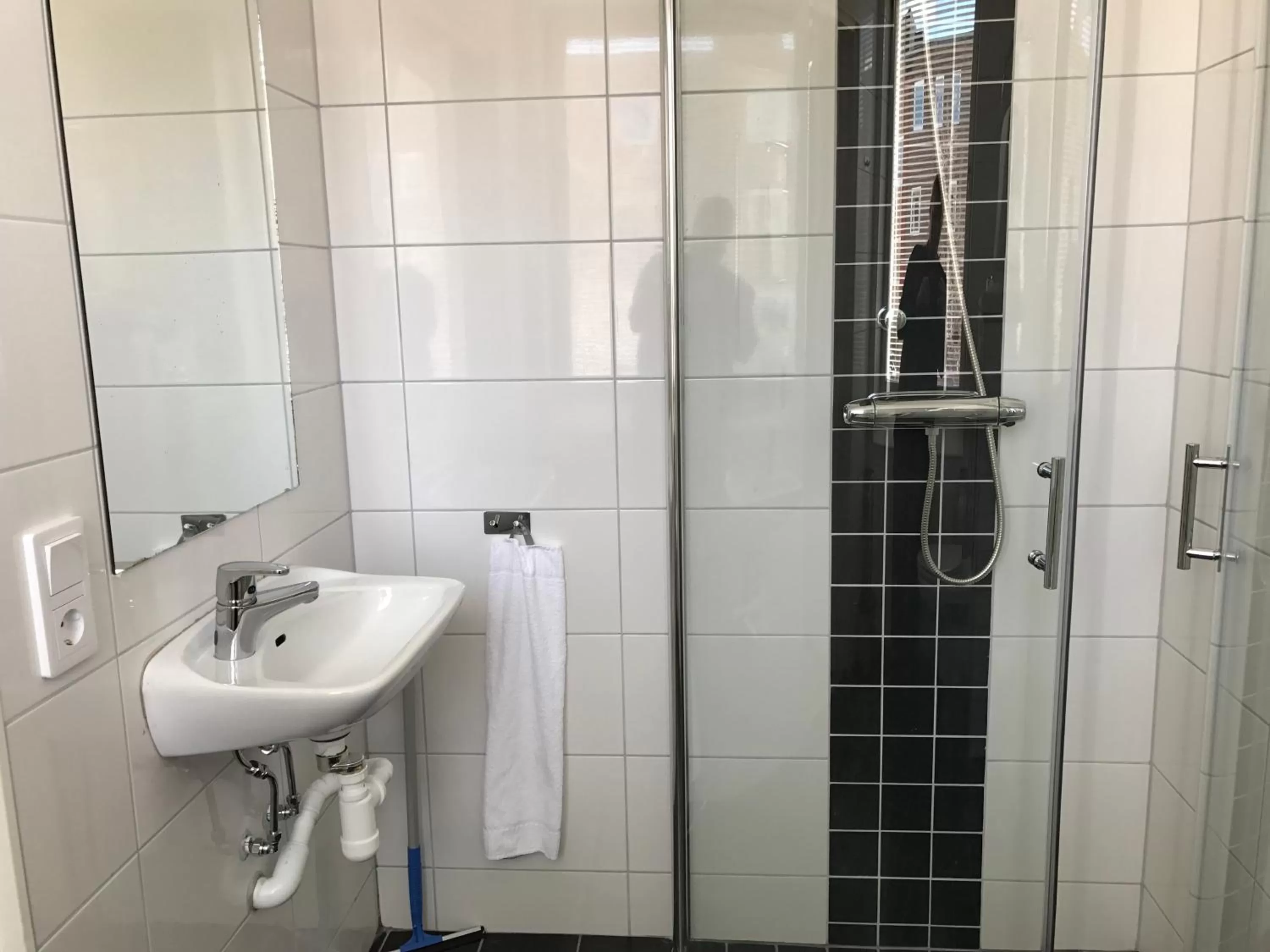 Bathroom in Strand City Hotel