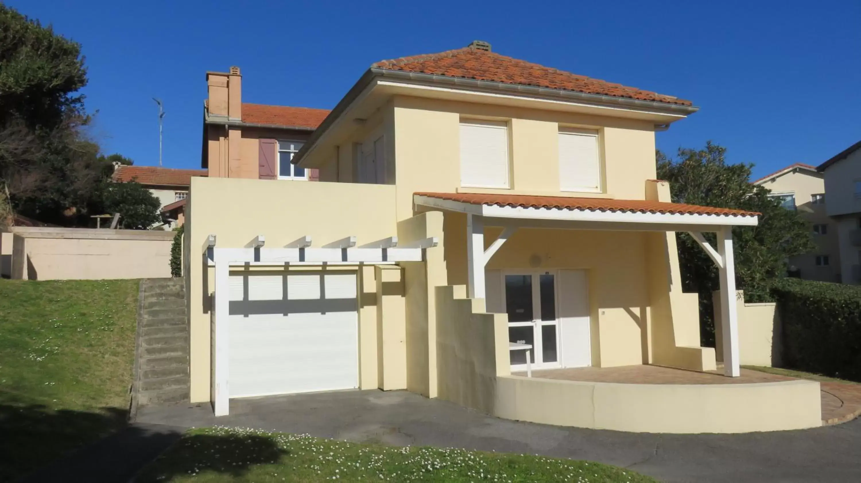 group of guests, Property Building in Résidence Mer & Golf Eugénie