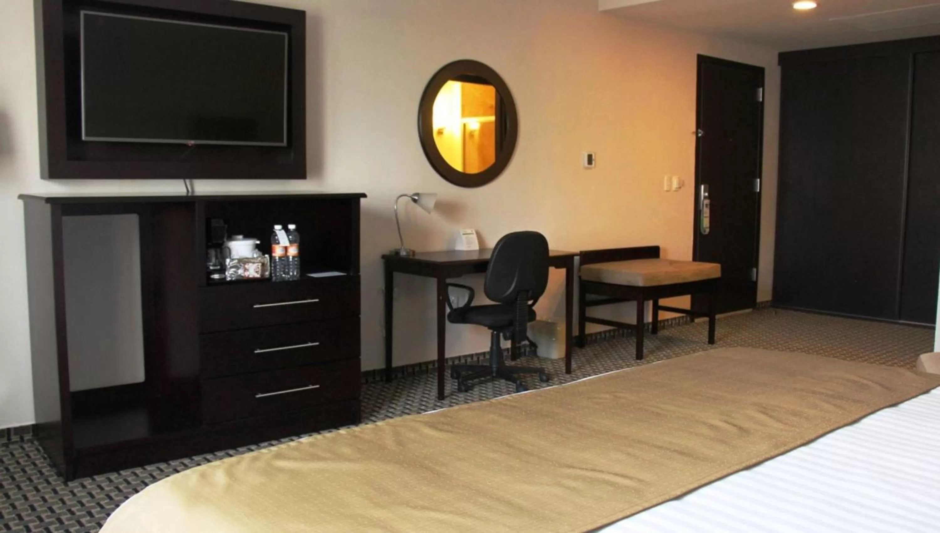 Decorative detail, Bed in Holiday Inn Mexico Santa Fe by IHG