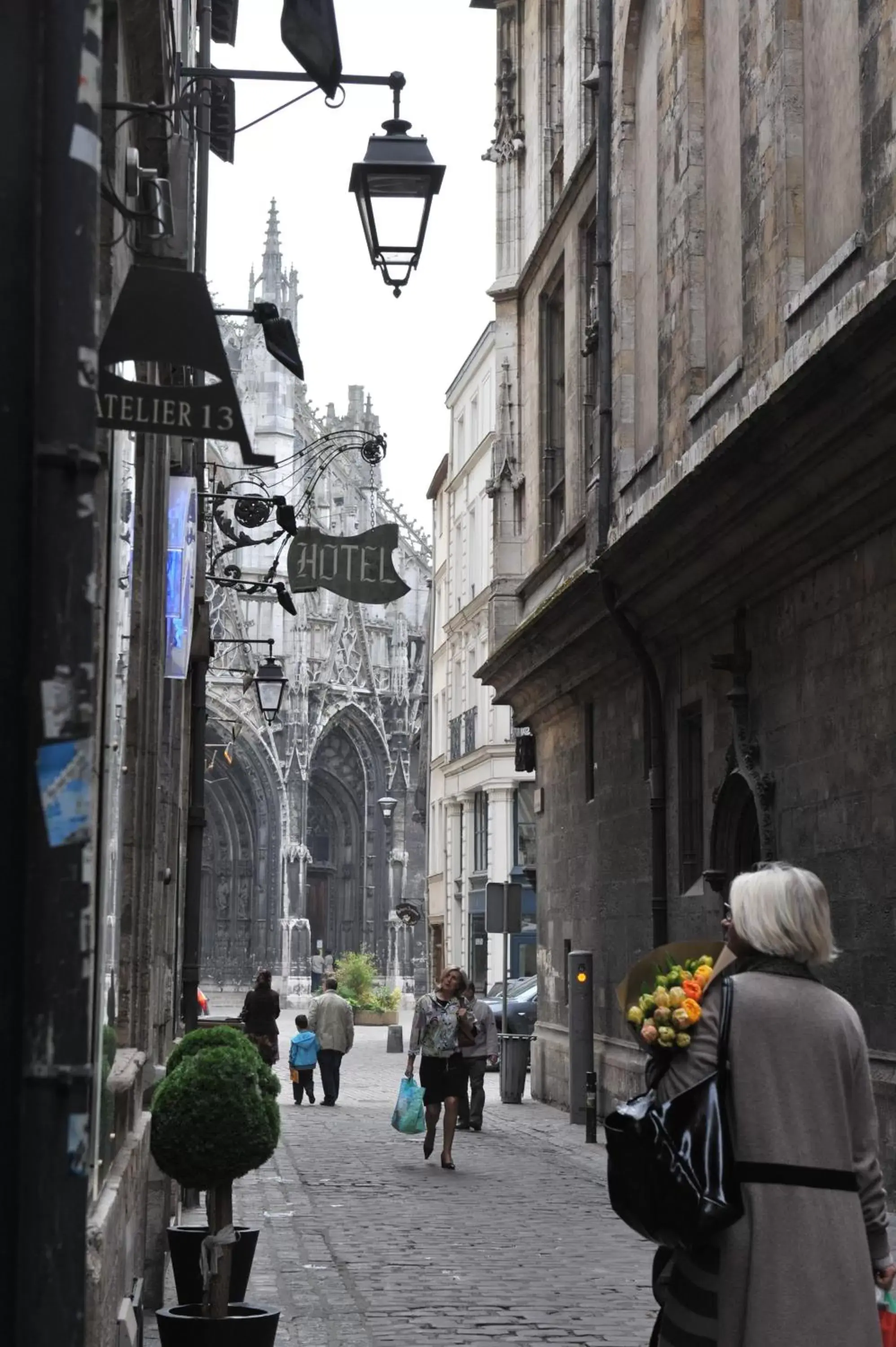 Facade/entrance in Hôtel De La Cathédrale