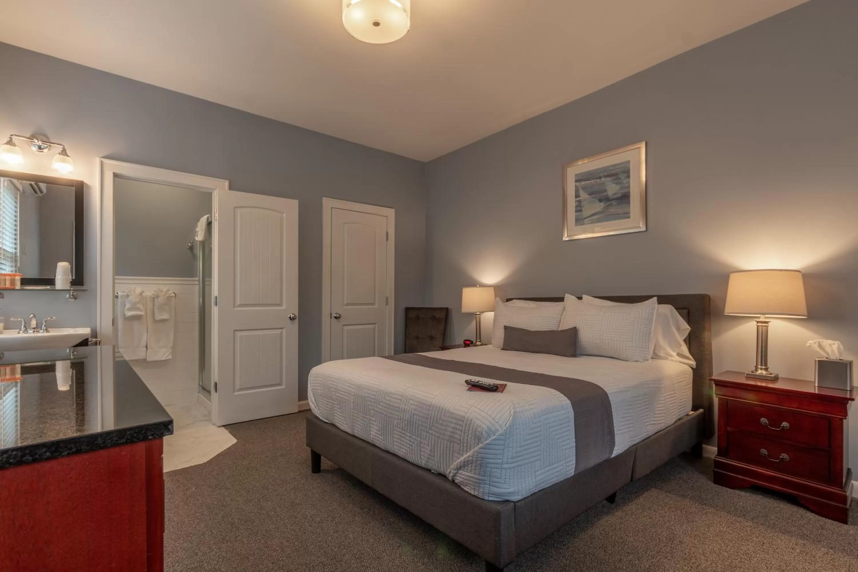 Bed in Homestead Inn