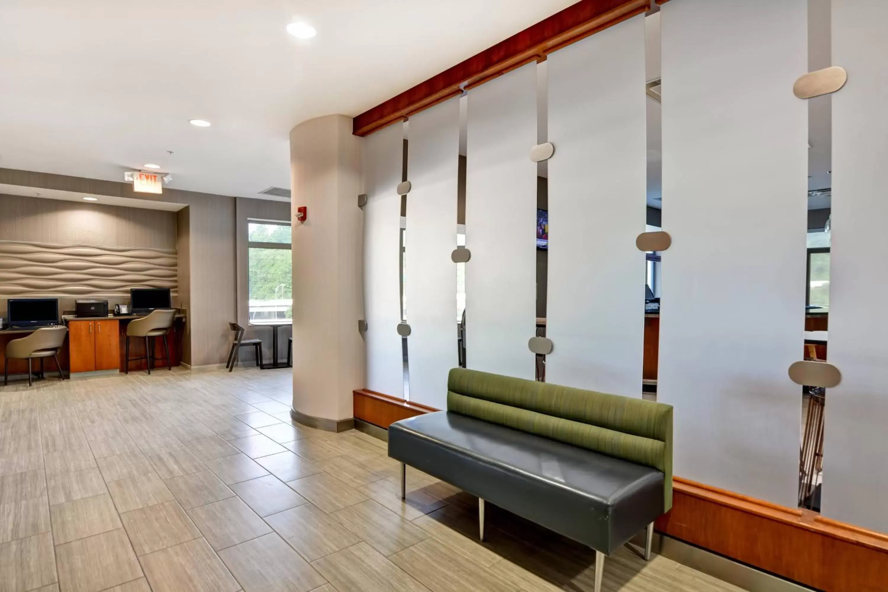 Lobby or reception, Seating Area in SpringHill Suites by Marriott Cincinnati Midtown