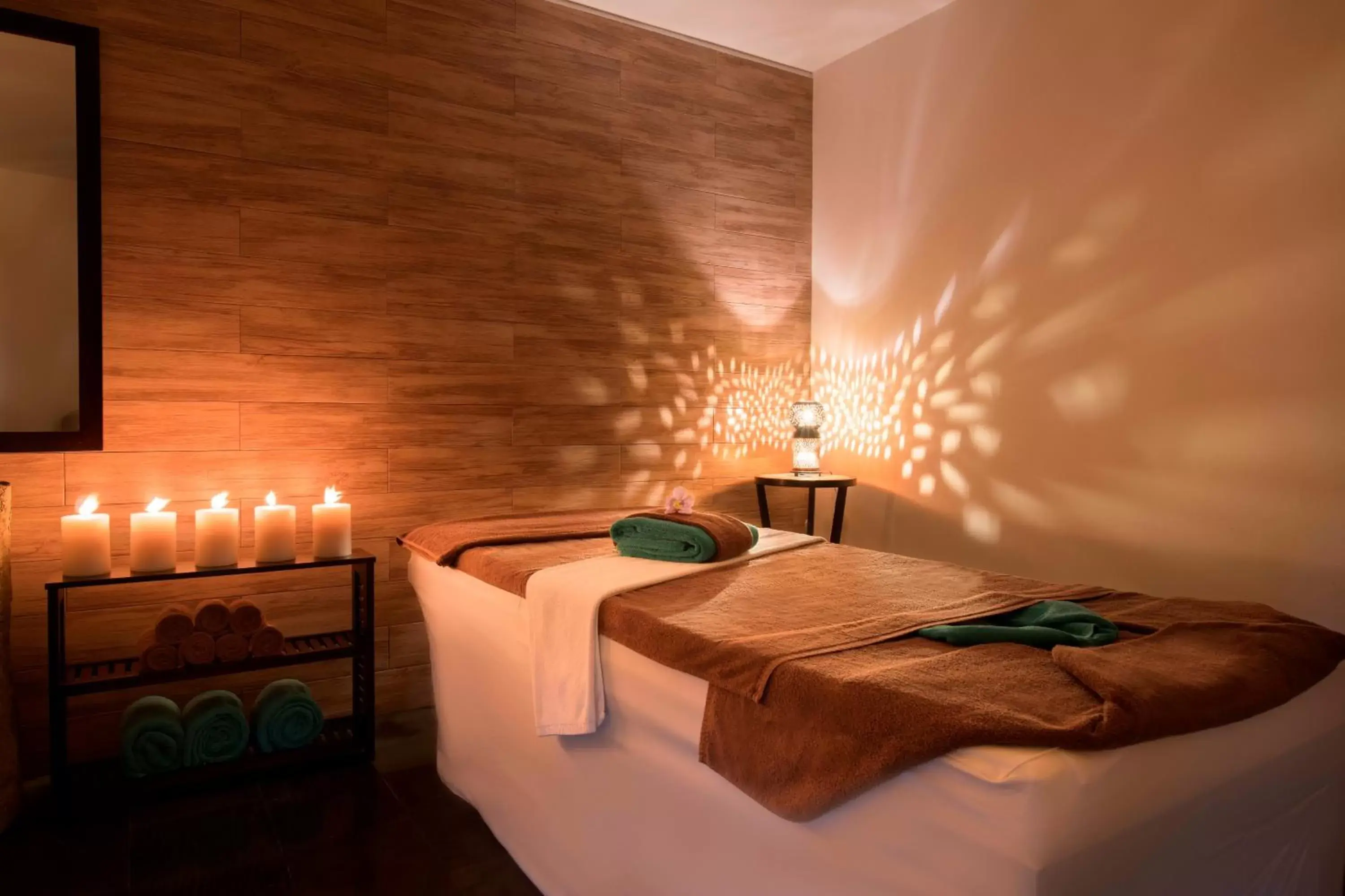 Massage, Room Photo in Boutique Hoi An Resort