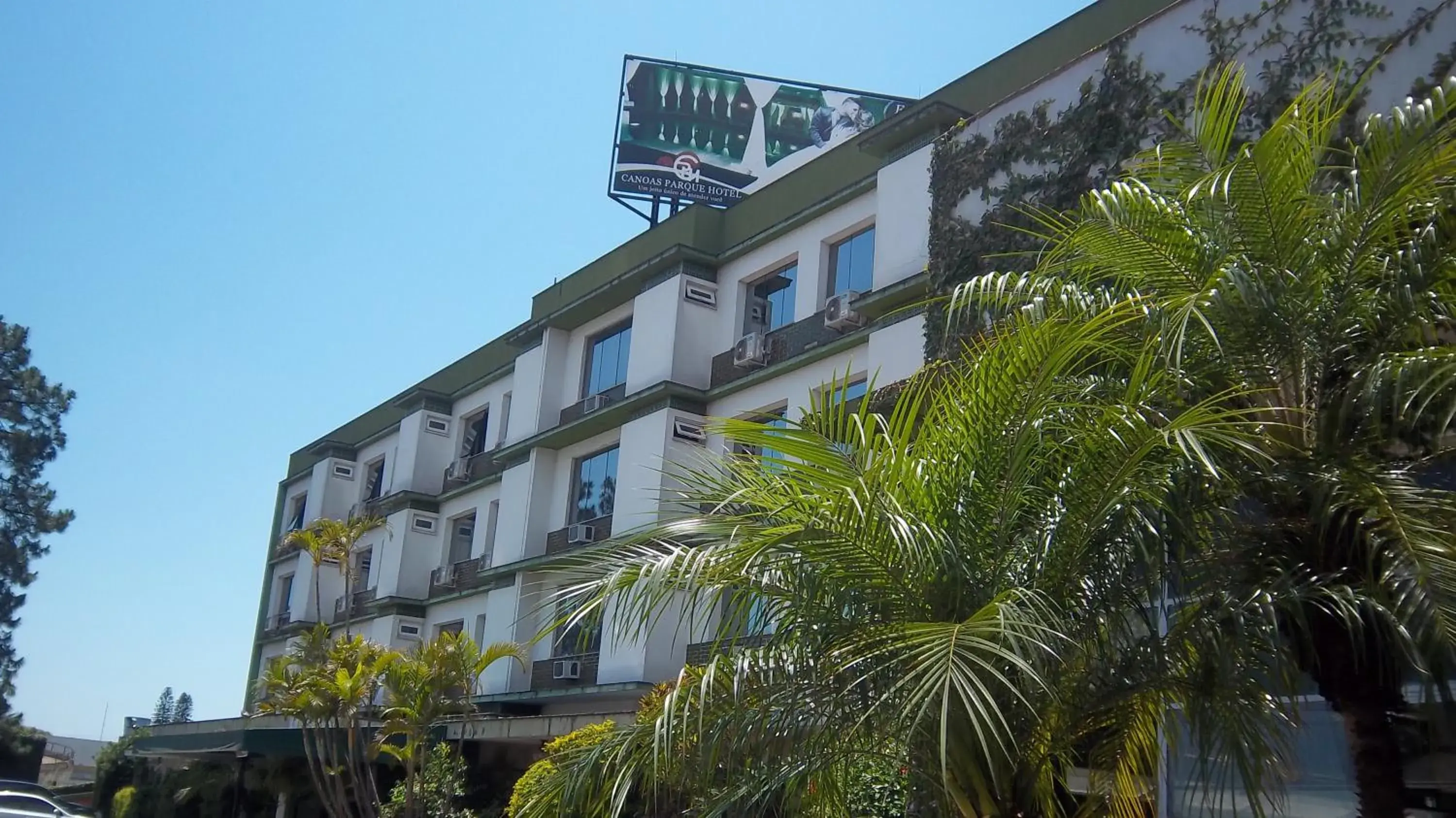 Facade/entrance, Property Building in Canoas Parque Hotel