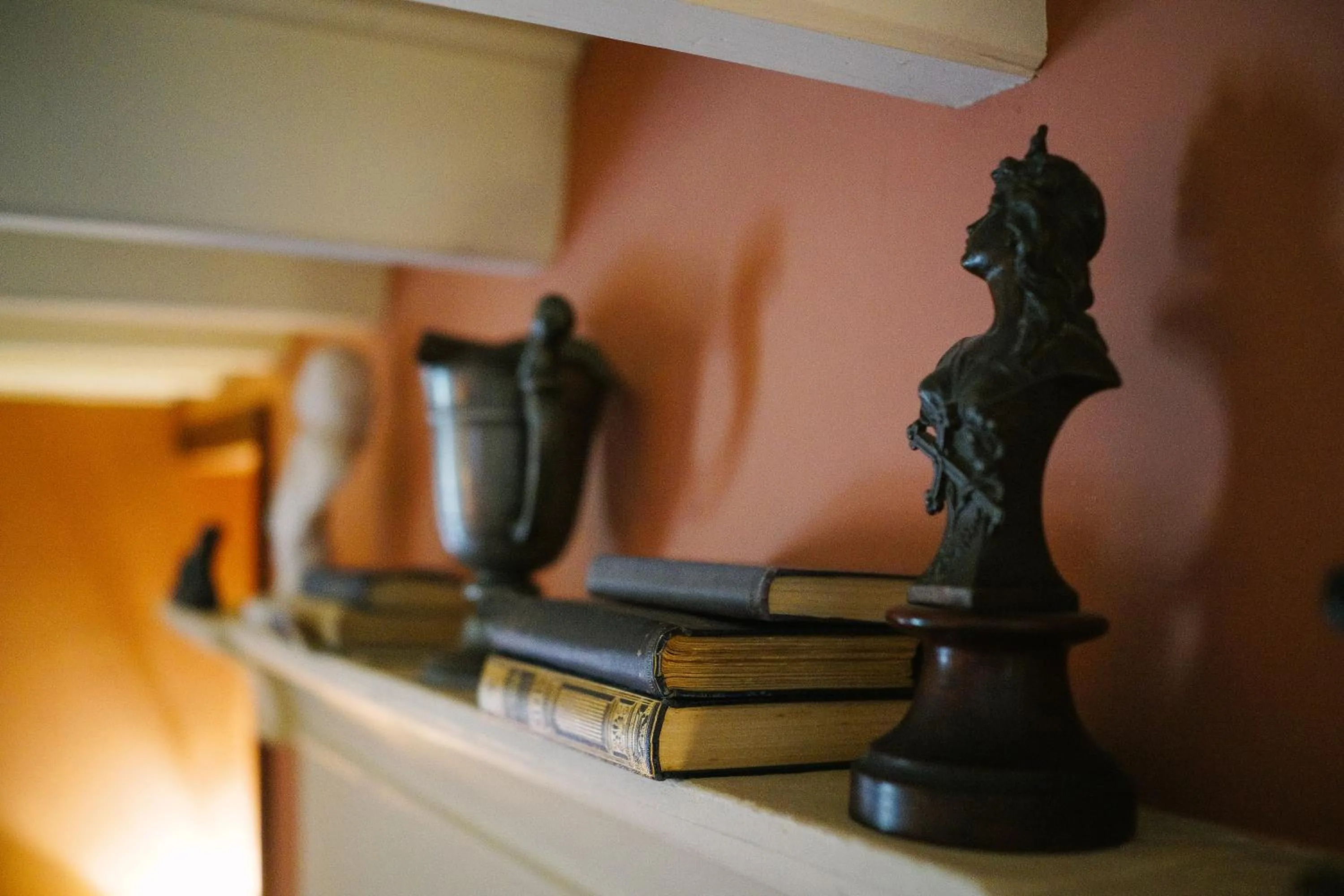 Decorative detail in Duke Of Wellington Inn