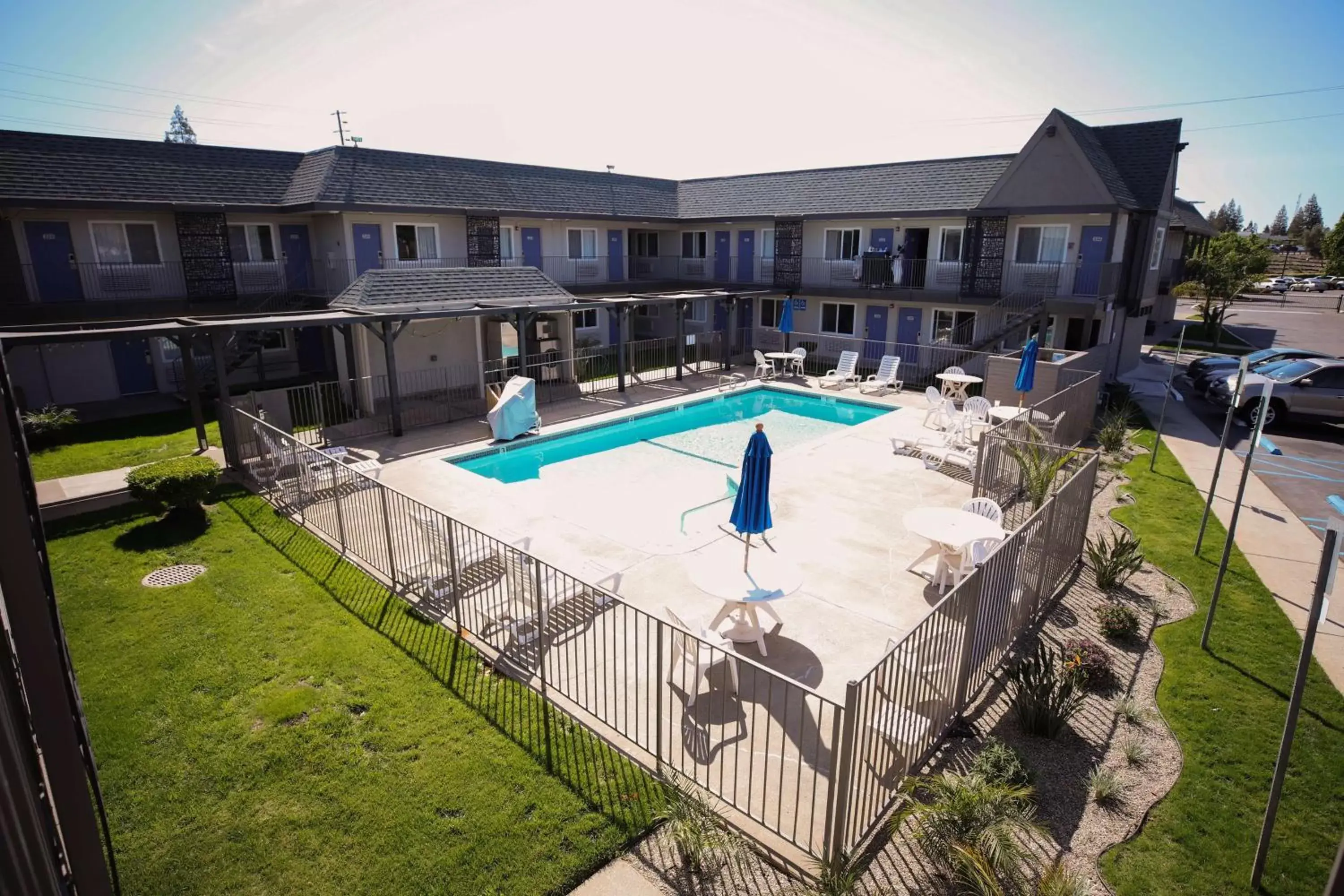 Pool view, Swimming Pool in Motel 6-Sacramento, CA - Central