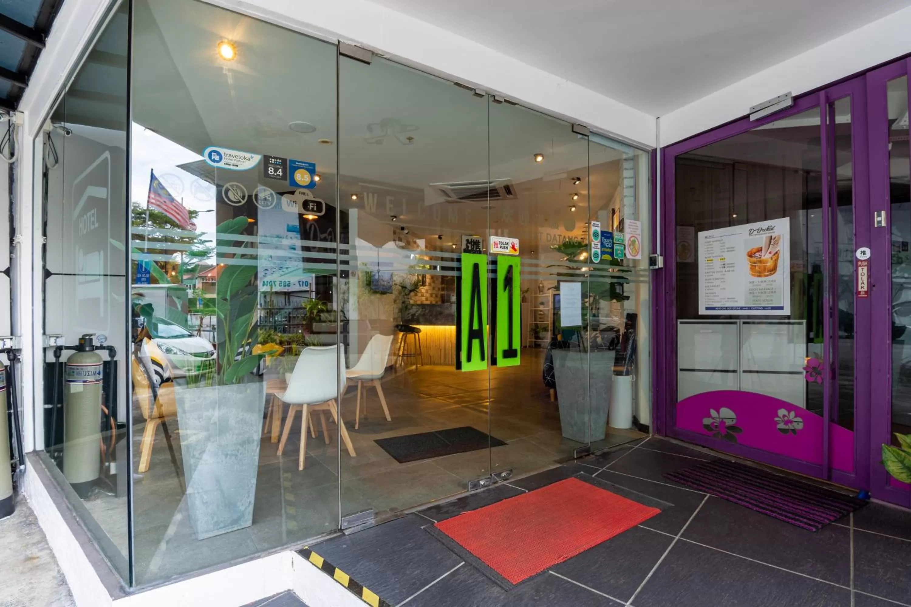 Facade/entrance in Apple Hotel Times Square