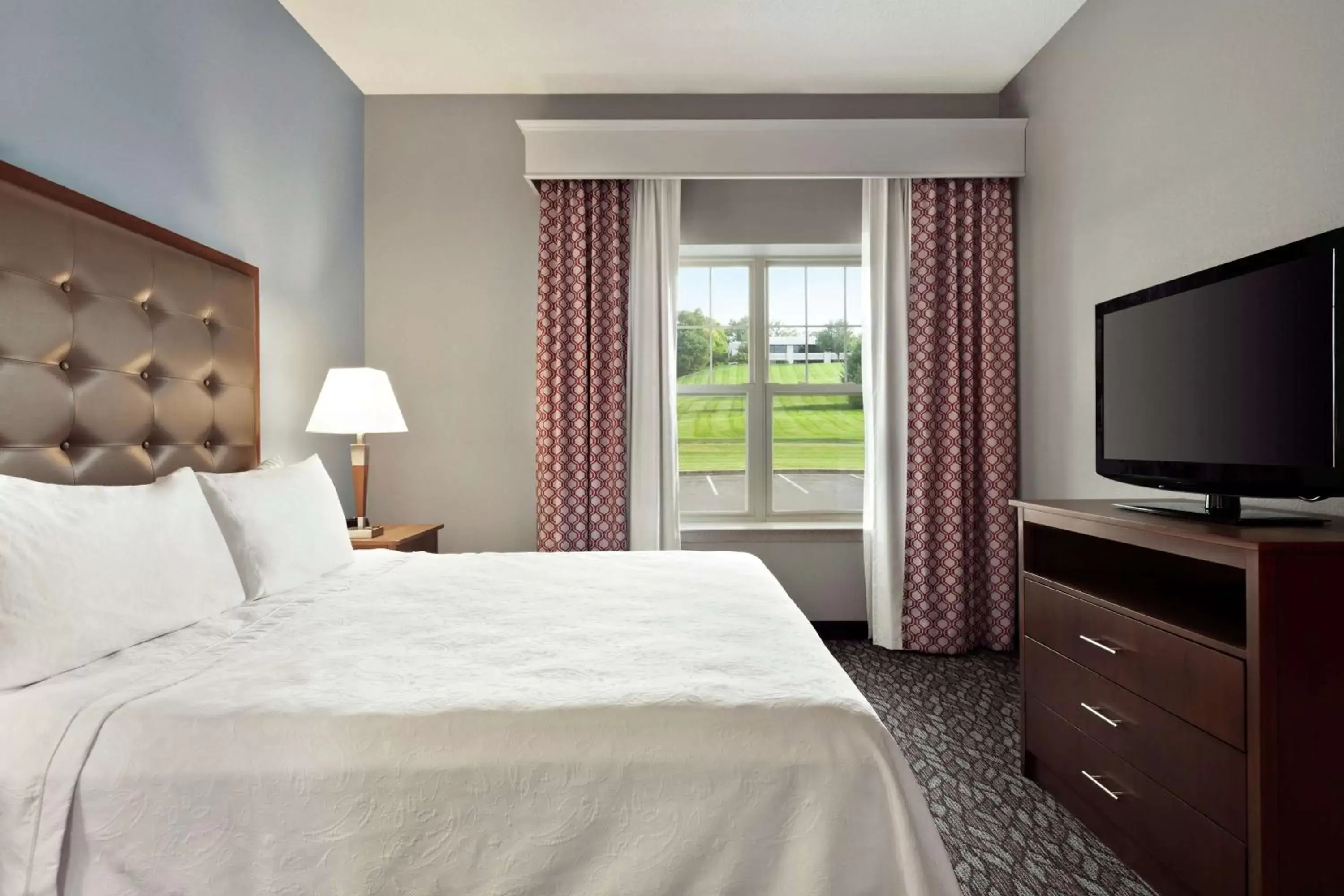 Bedroom, Bed in Homewood Suites by Hilton Harrisburg East-Hershey Area