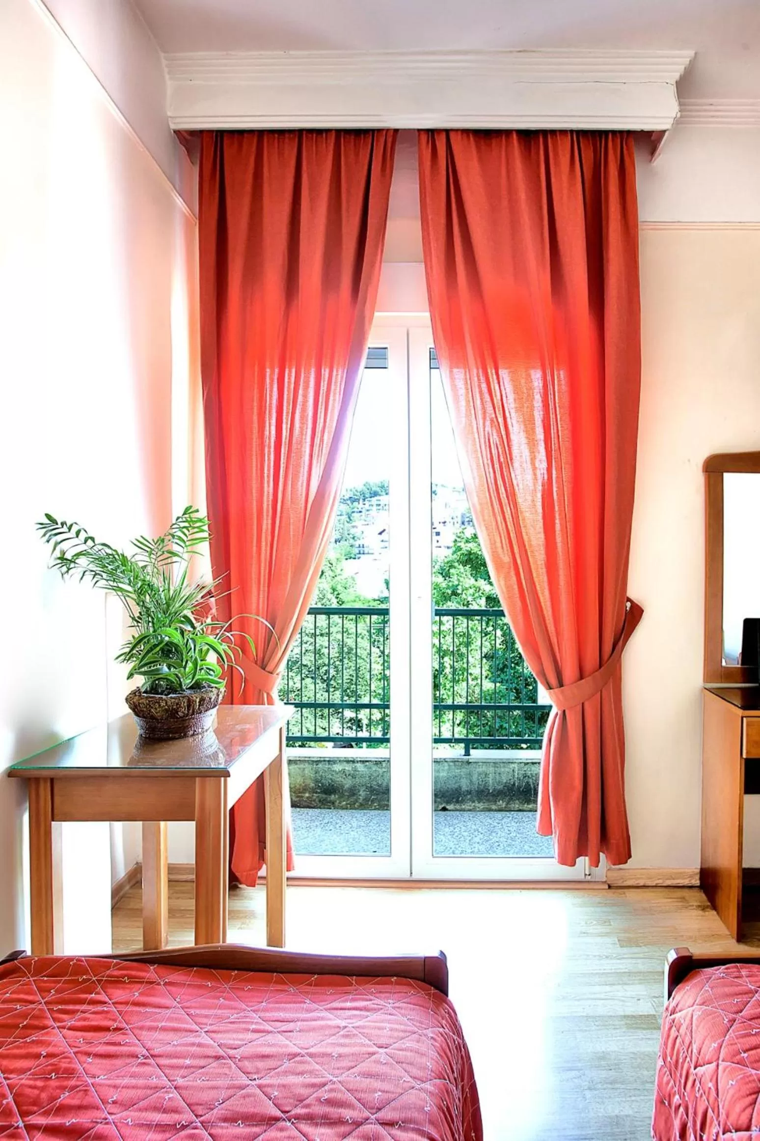 Balcony/Terrace, Bed in Keletron Hotel - Bike friendly hotel