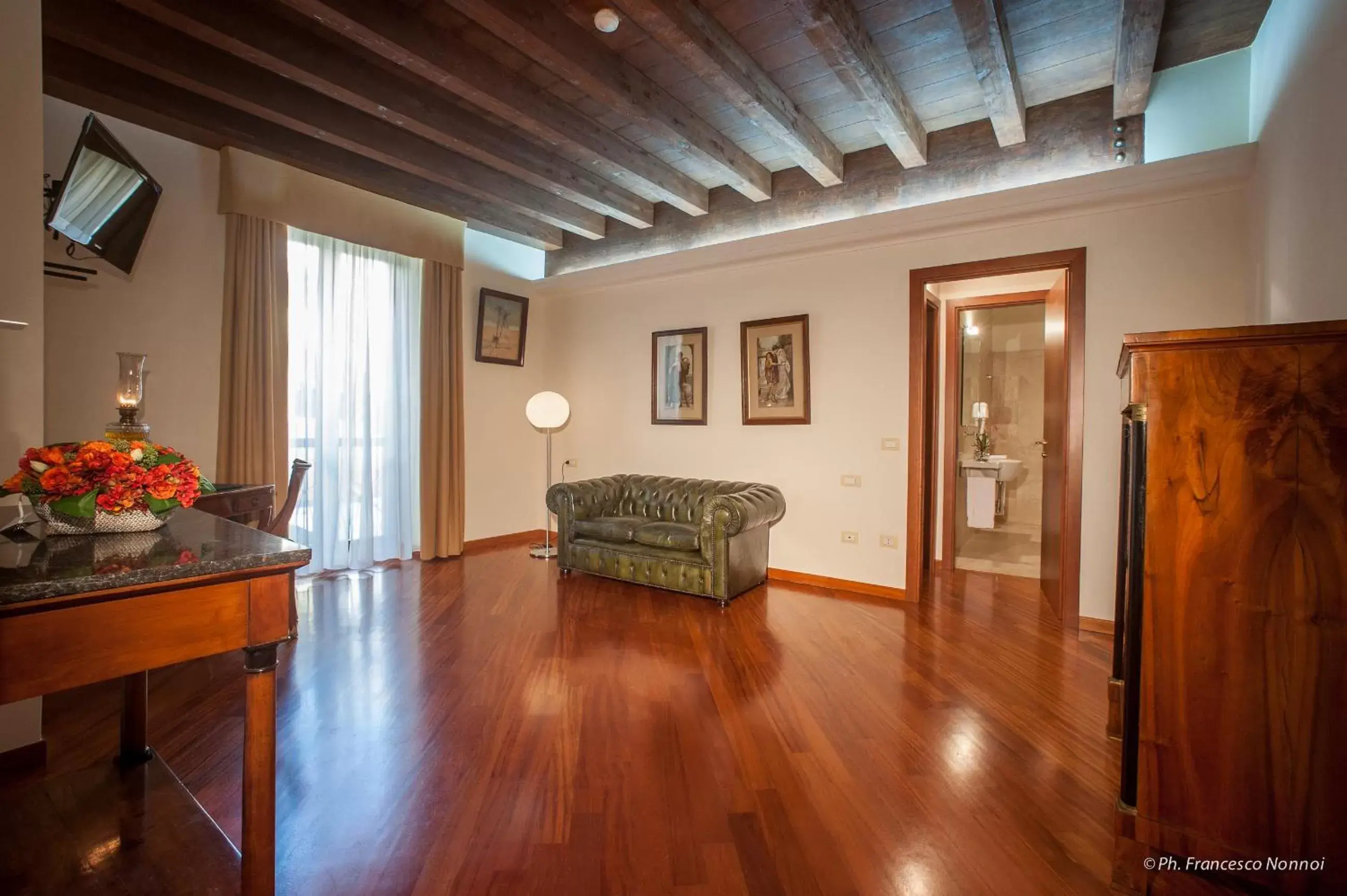 Living room, Seating Area in Hotel Flora