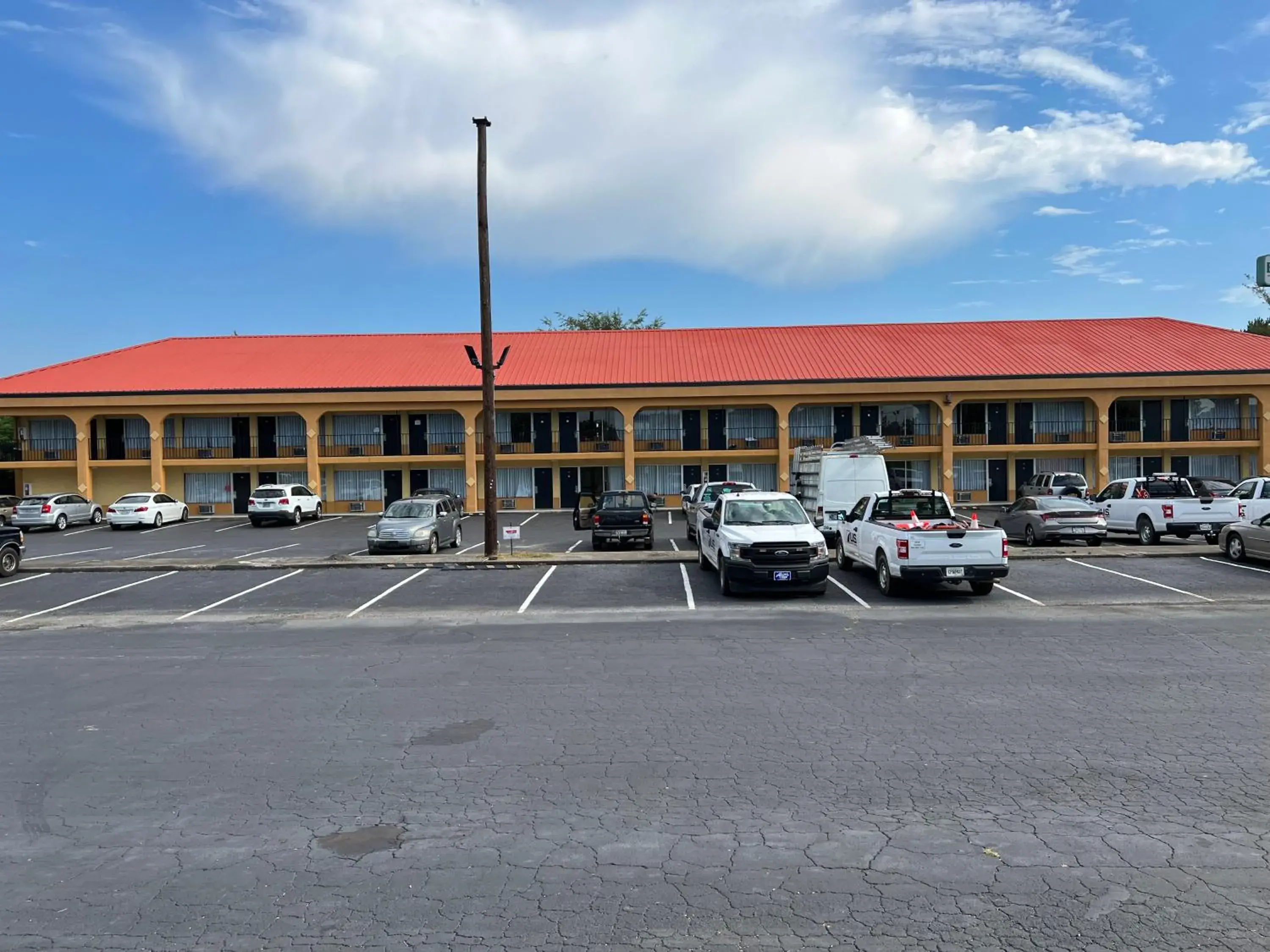 Property Building in Country Hearth Inn & Suites Cartersville