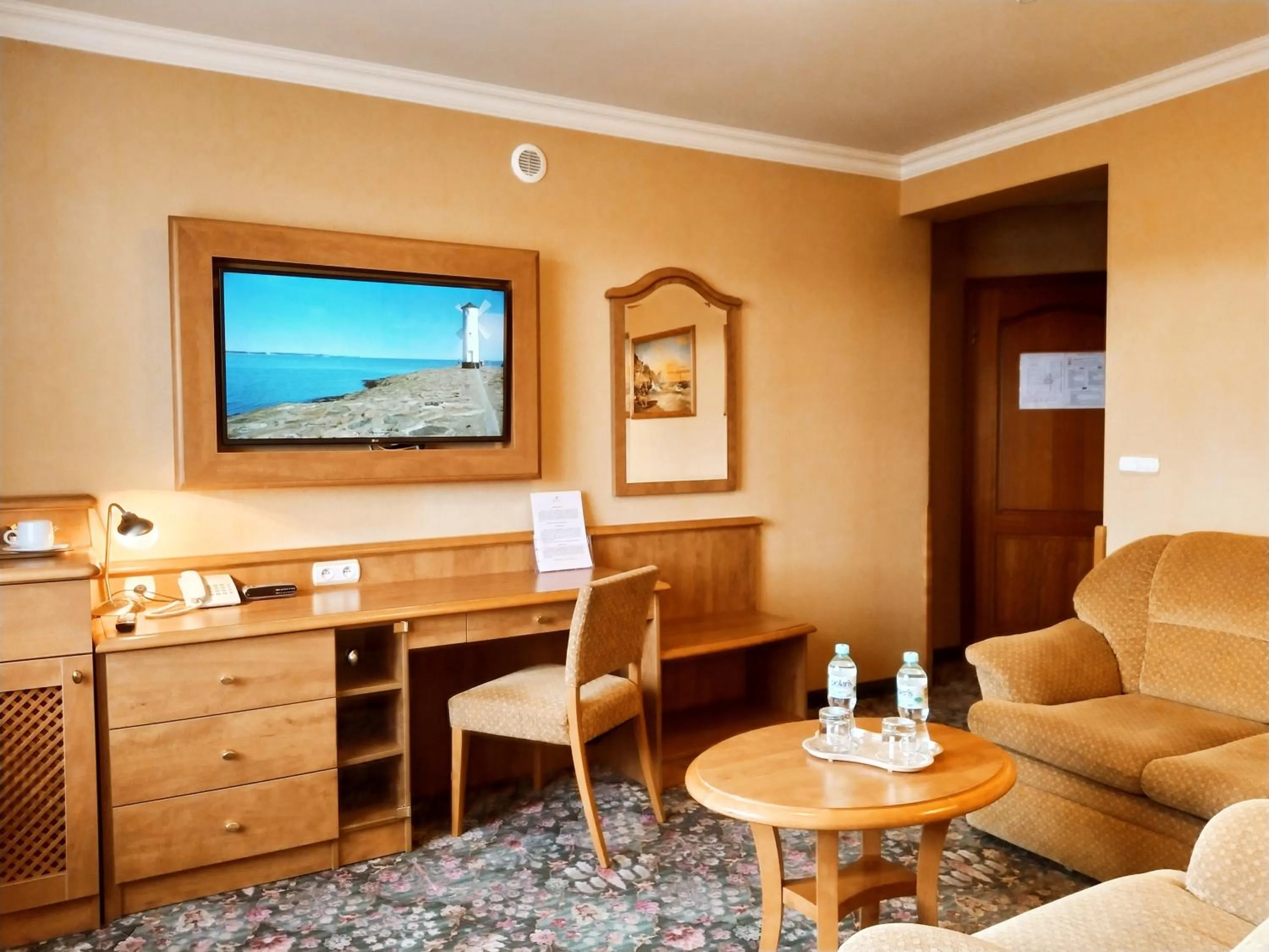 TV and multimedia in Hotel Polaris