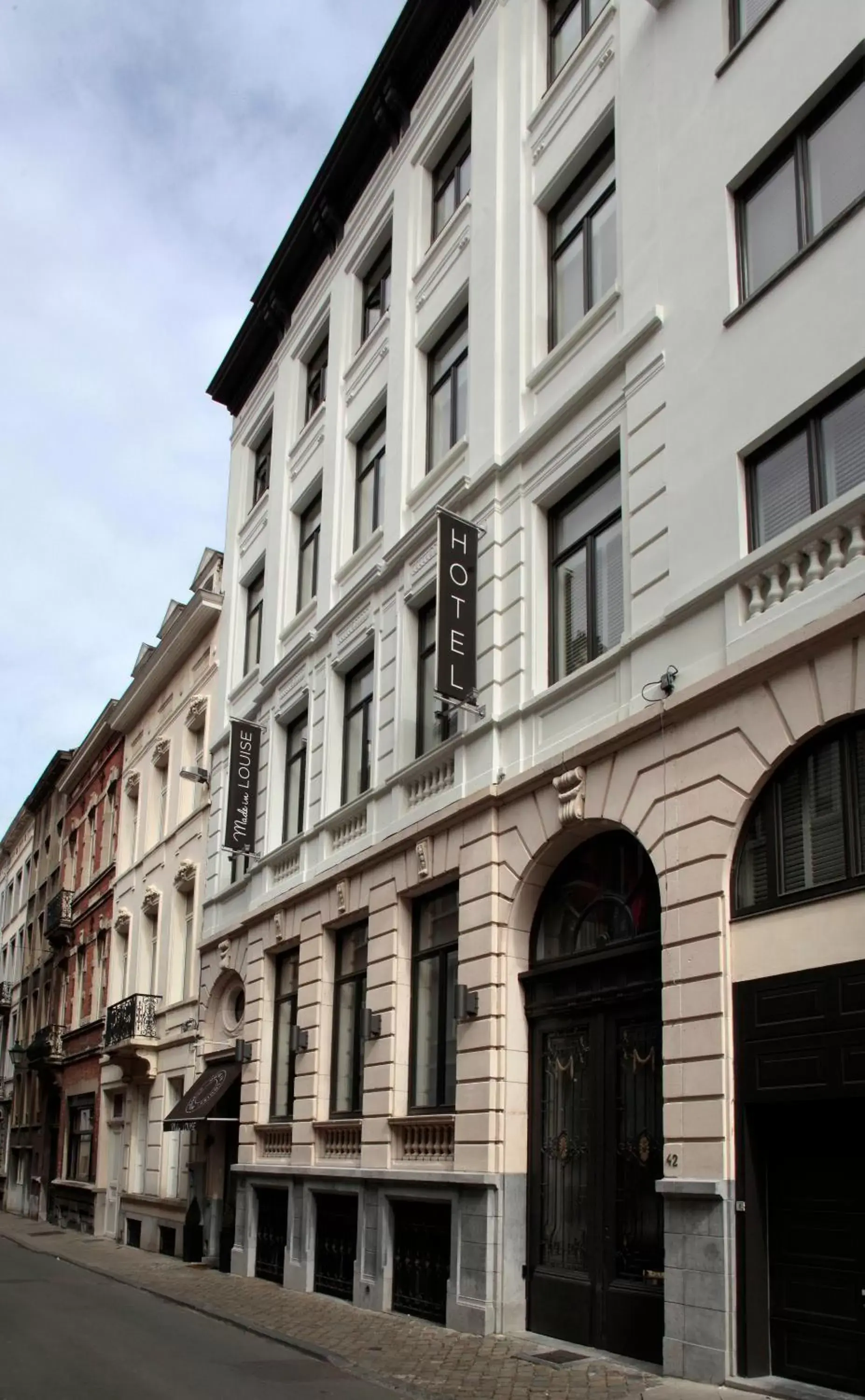 Facade/entrance, Property Building in Hotel Made In Louise