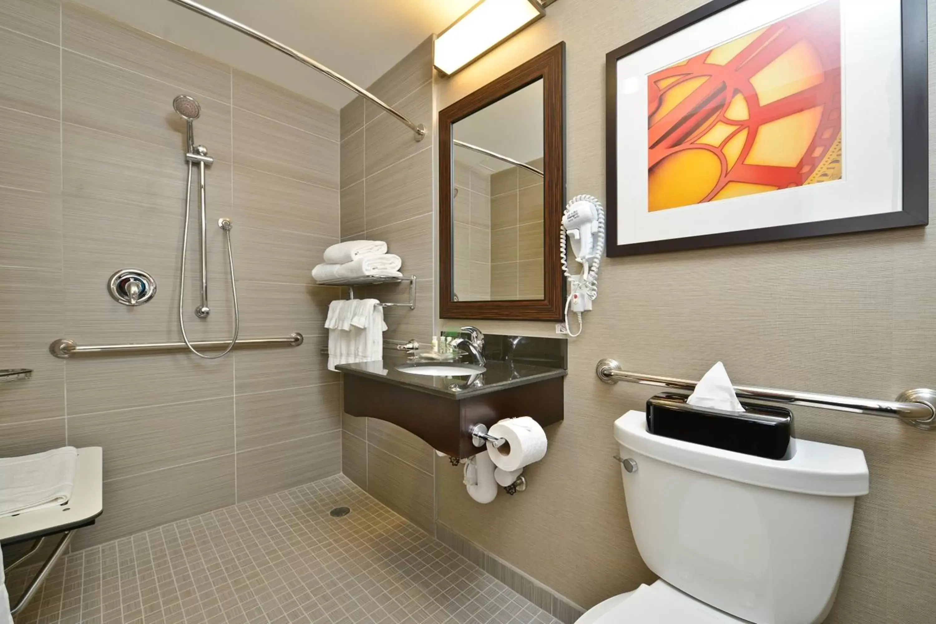 Photo of the whole room, Bathroom in Holiday Inn Lower East Side, an IHG Hotel