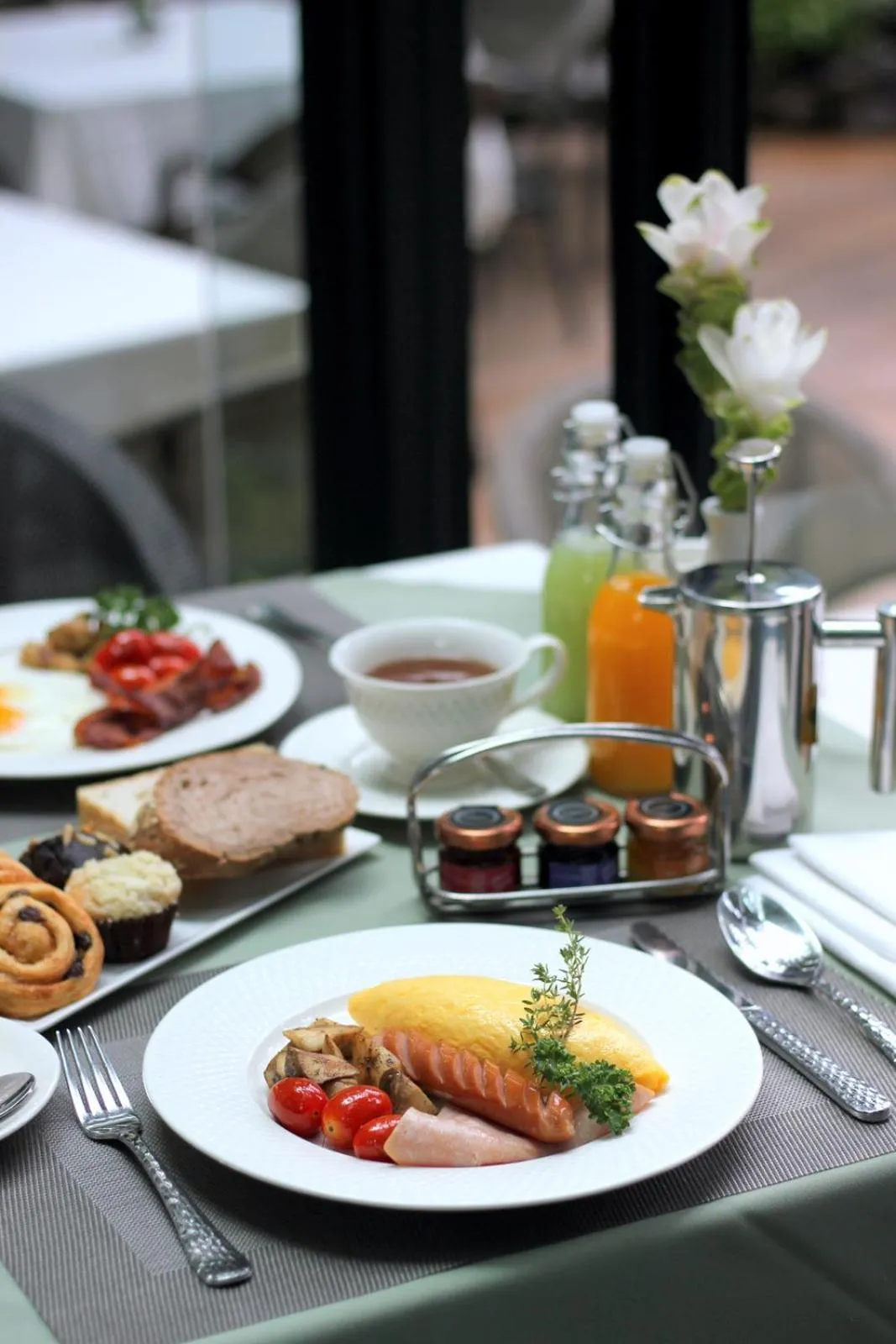 Food and drinks in Parc Borough City Resort