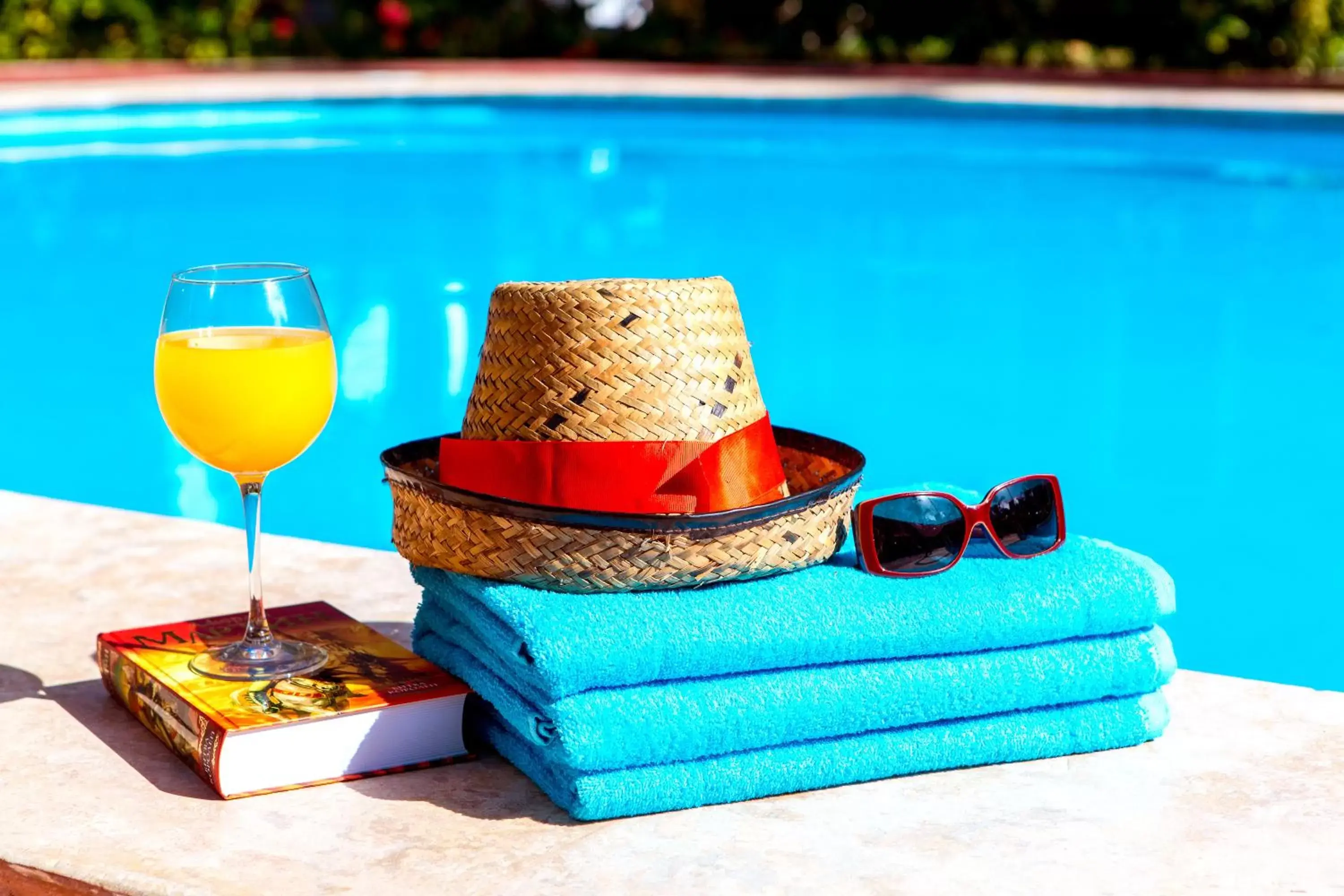 Swimming pool, Food in TROPICANA SUITES DELUXE BEACH CLUB and POOL - playa LOS CORALES