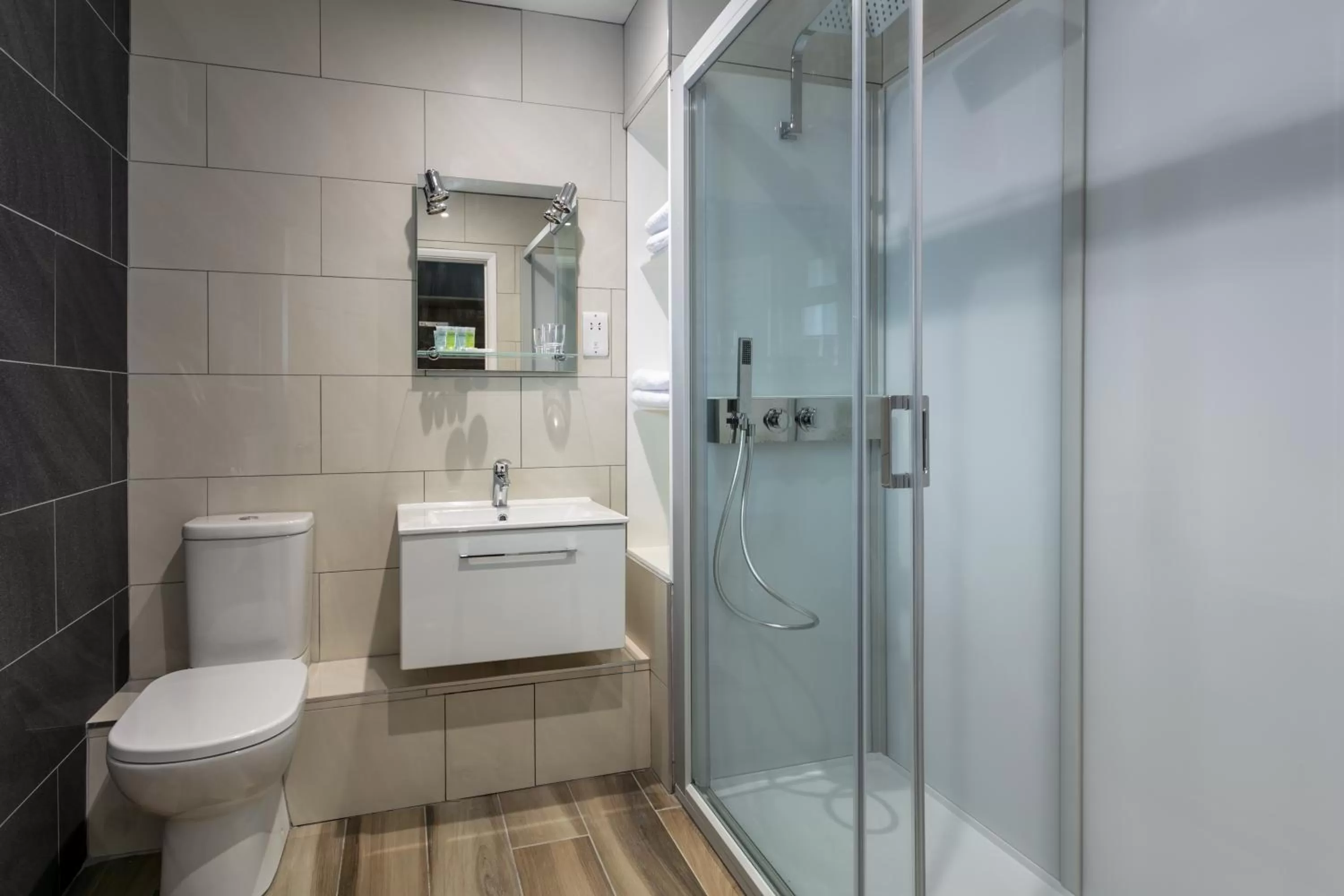 Shower in Roydon Marina Village Hotel