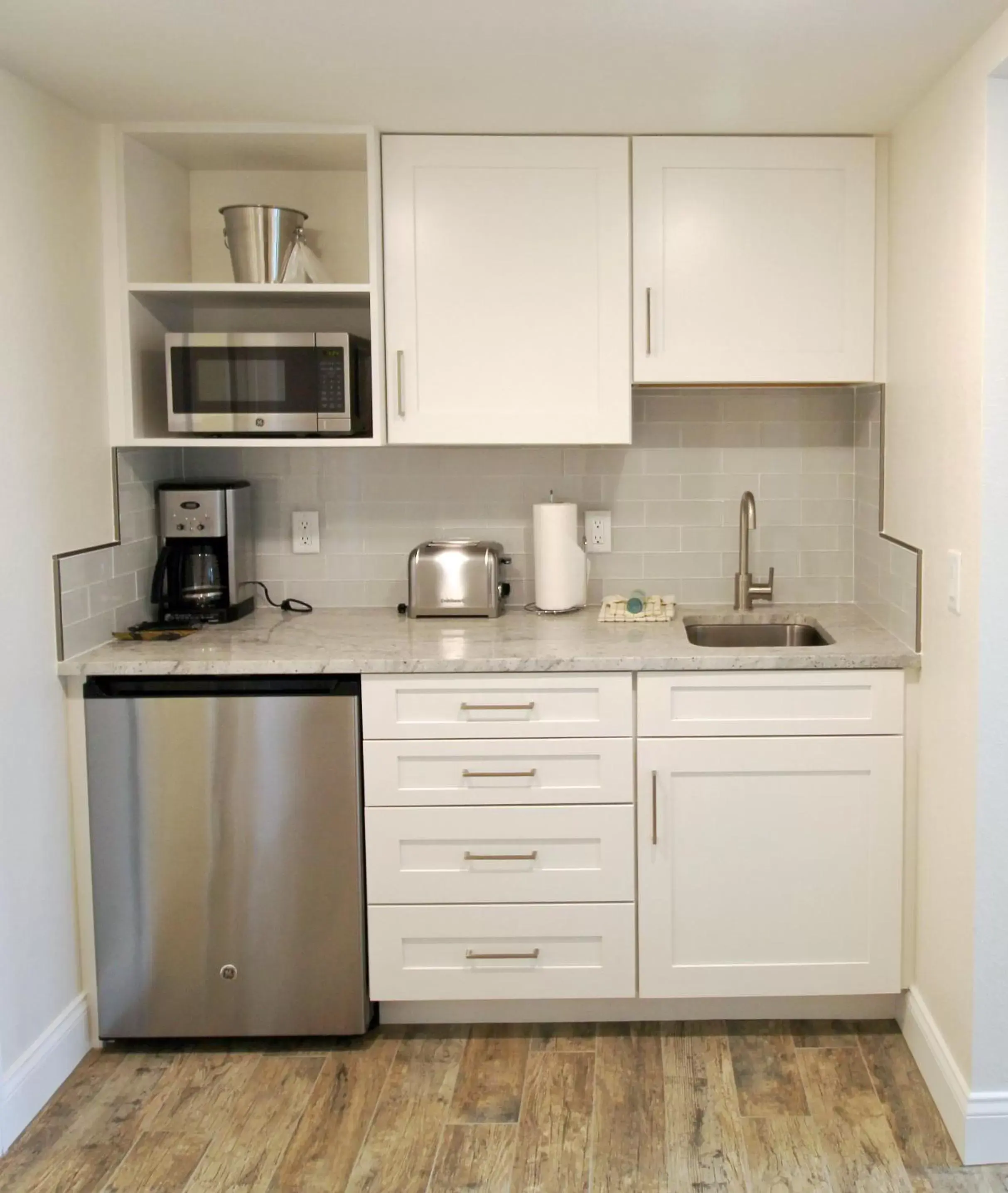 Kitchen or kitchenette, Kitchen/Kitchenette in Legacy Vacation Resorts-Indian Shores