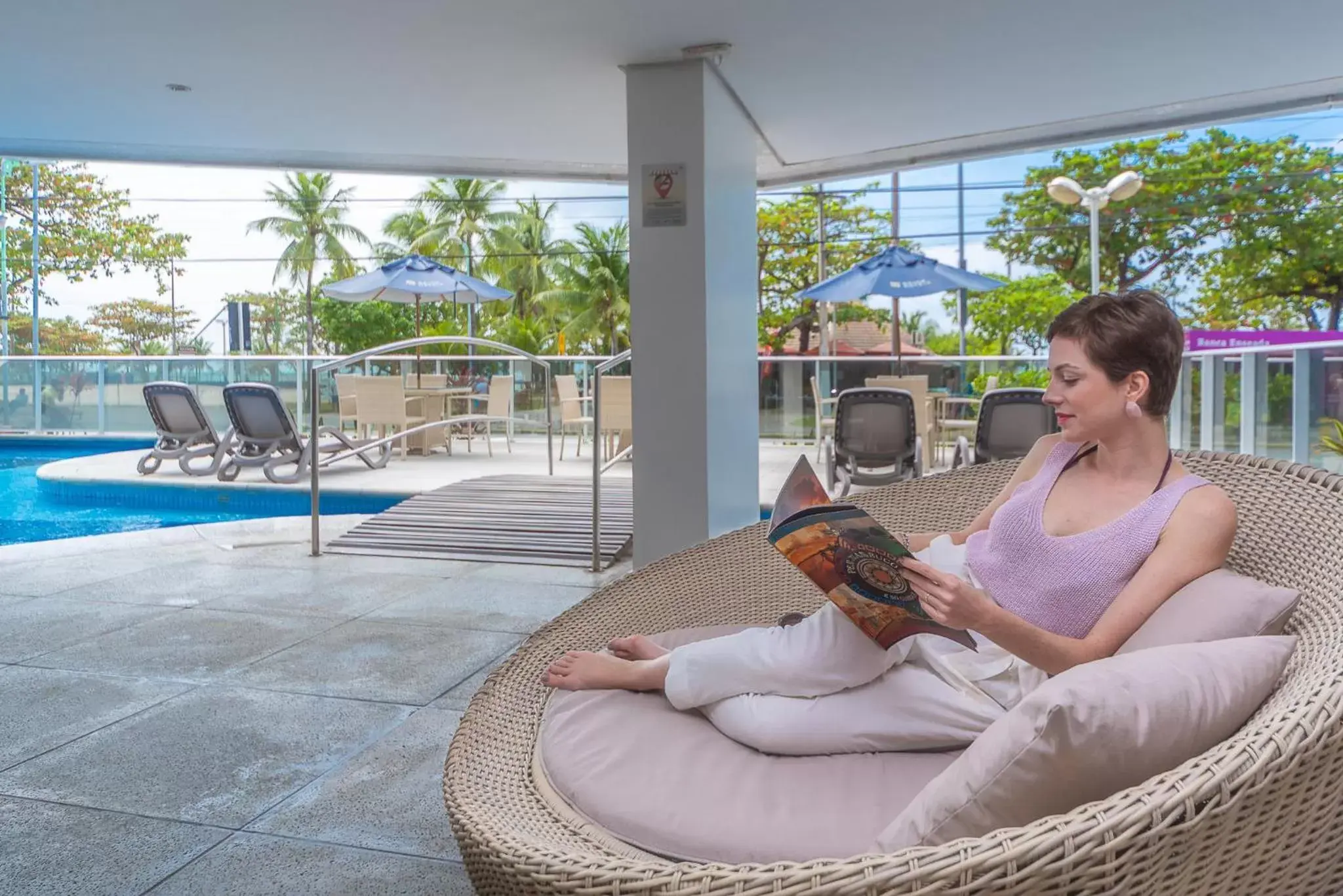 Patio, Swimming Pool in Hotel Brisa Praia