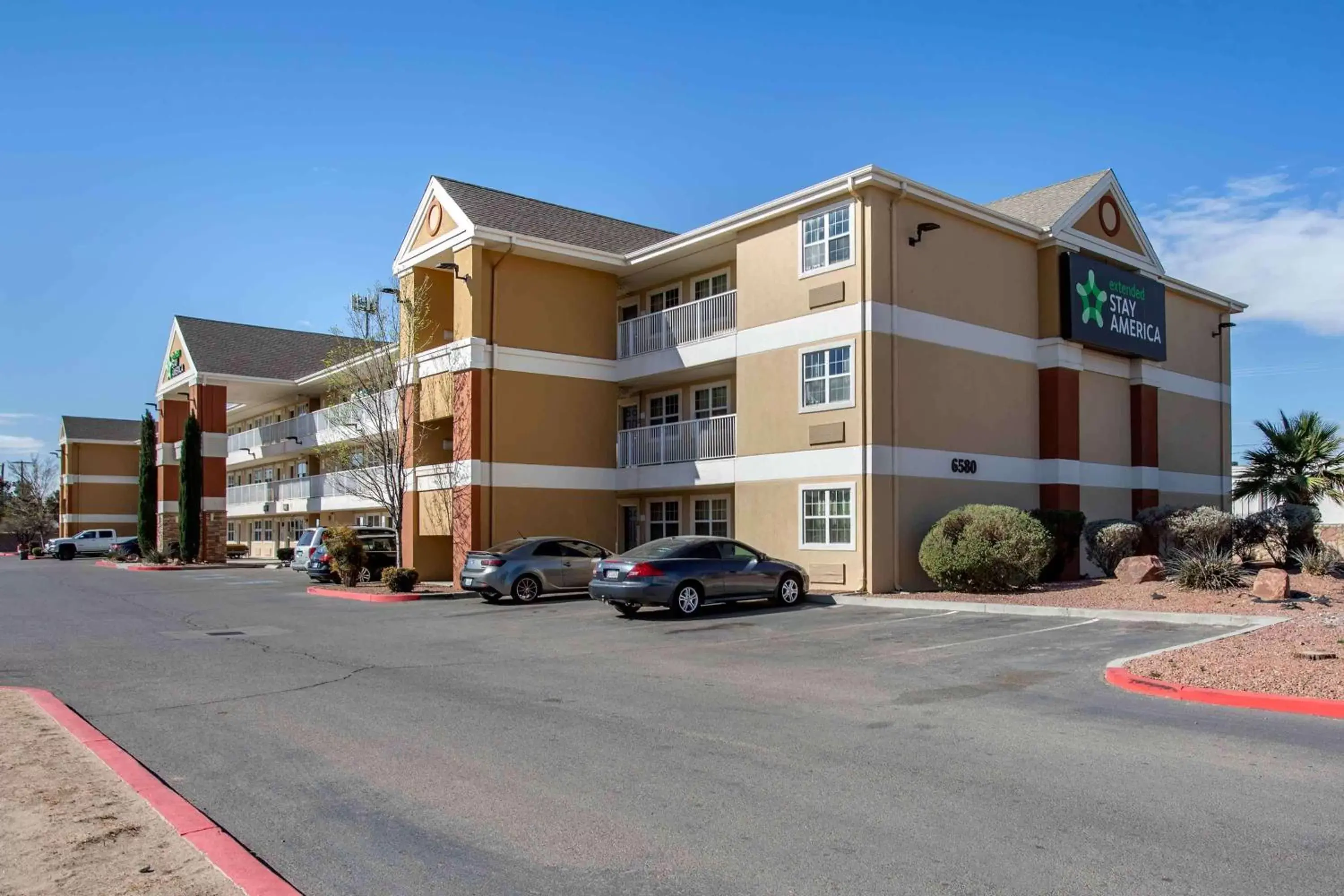 Property Building in Extended Stay America Suites - El Paso - Airport