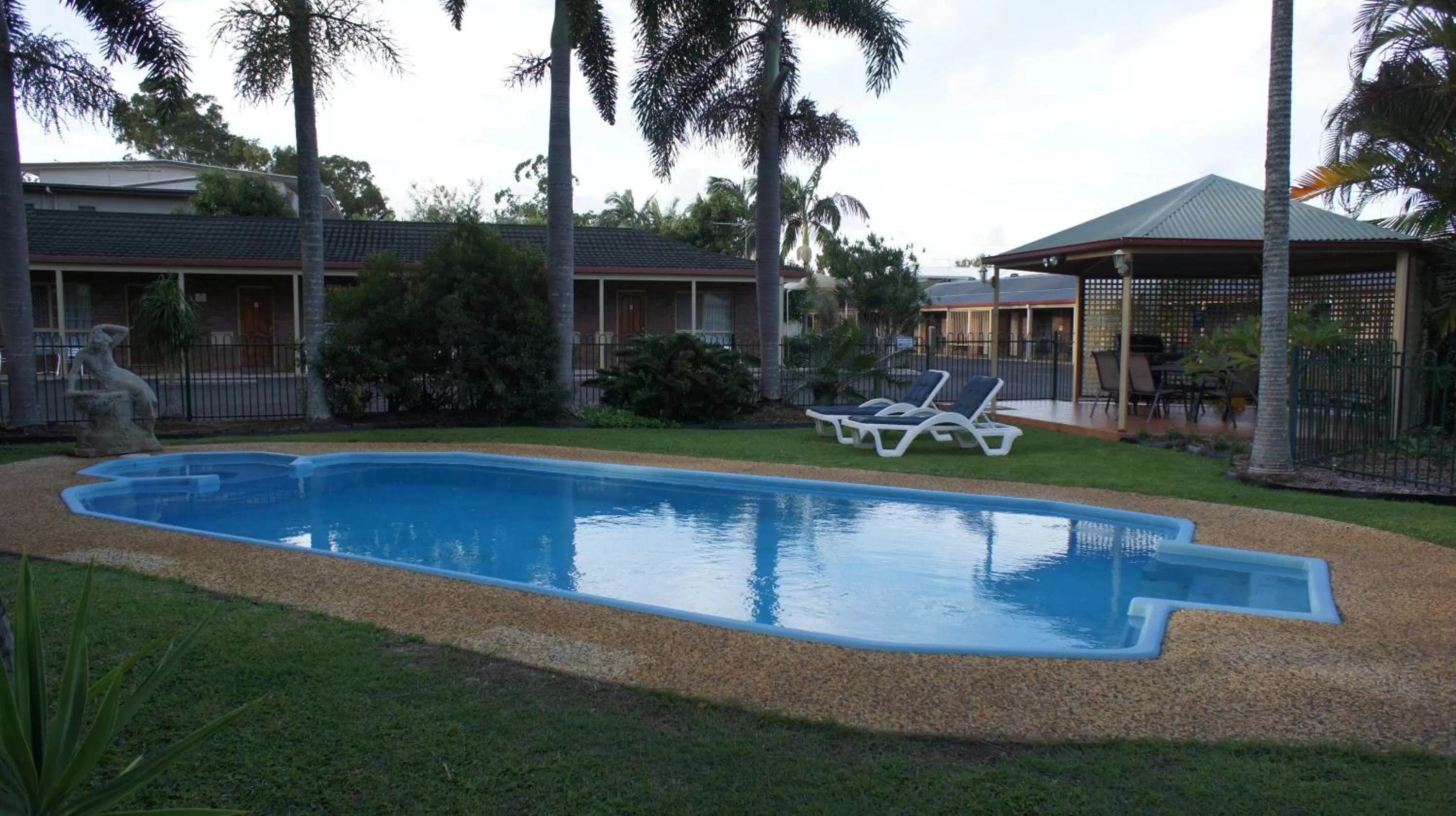 Property building in Cleveland Motor Inn