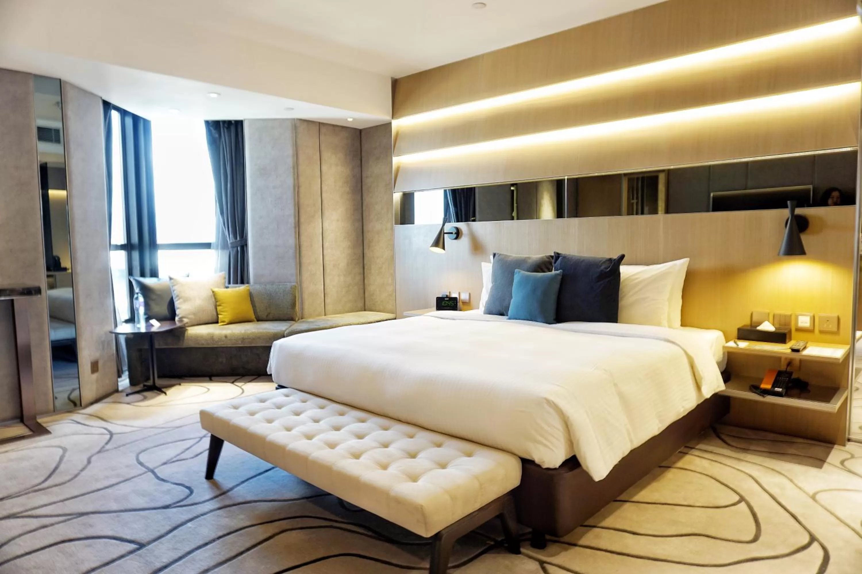 Photo of the whole room, Bed in The Harbourview - Chinese YMCA of Hong Kong