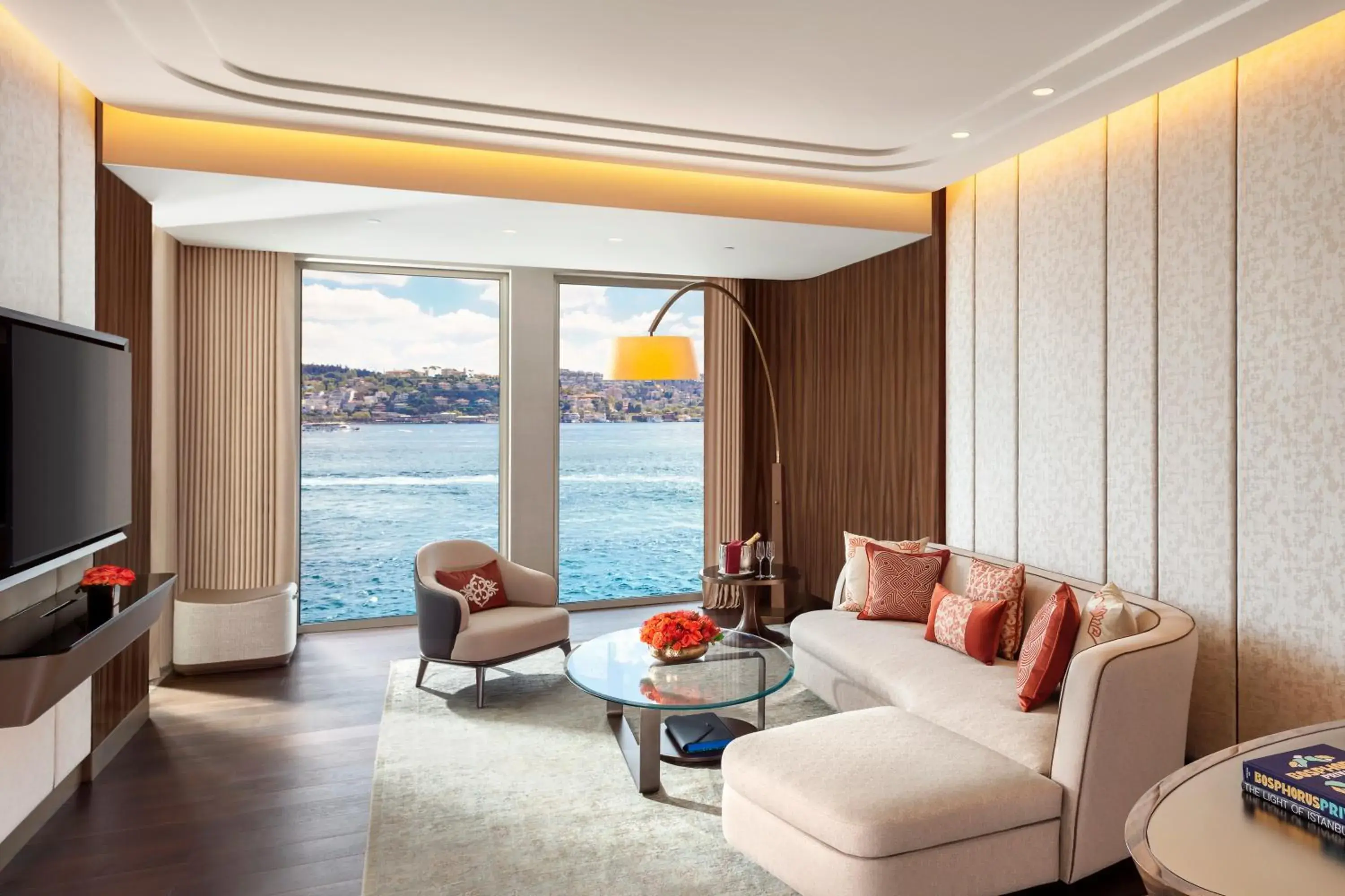 Living room, Seating Area in Mandarin Oriental Bosphorus, Istanbul