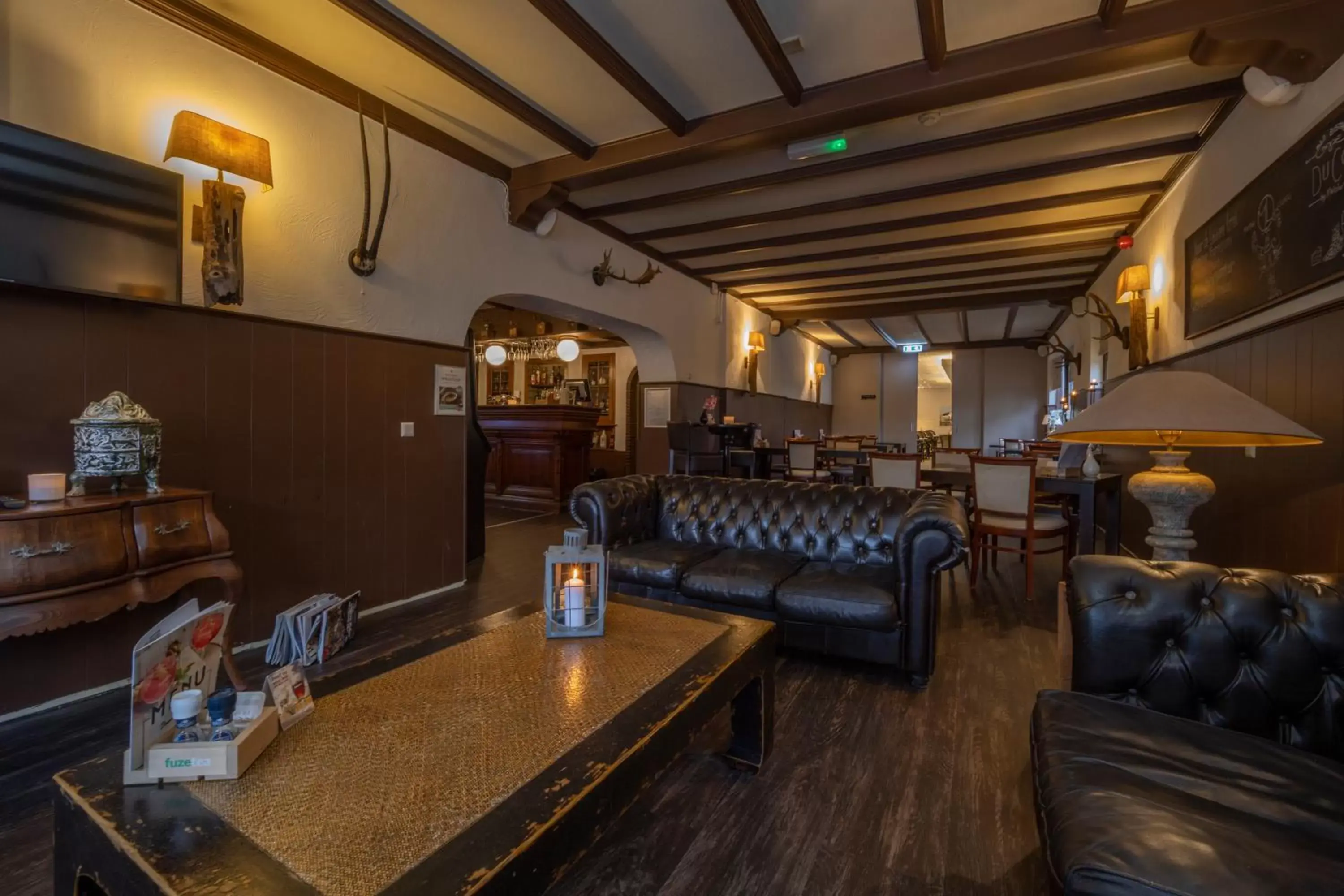 Lounge or bar in Fletcher Hotel Restaurant De Geulvallei
