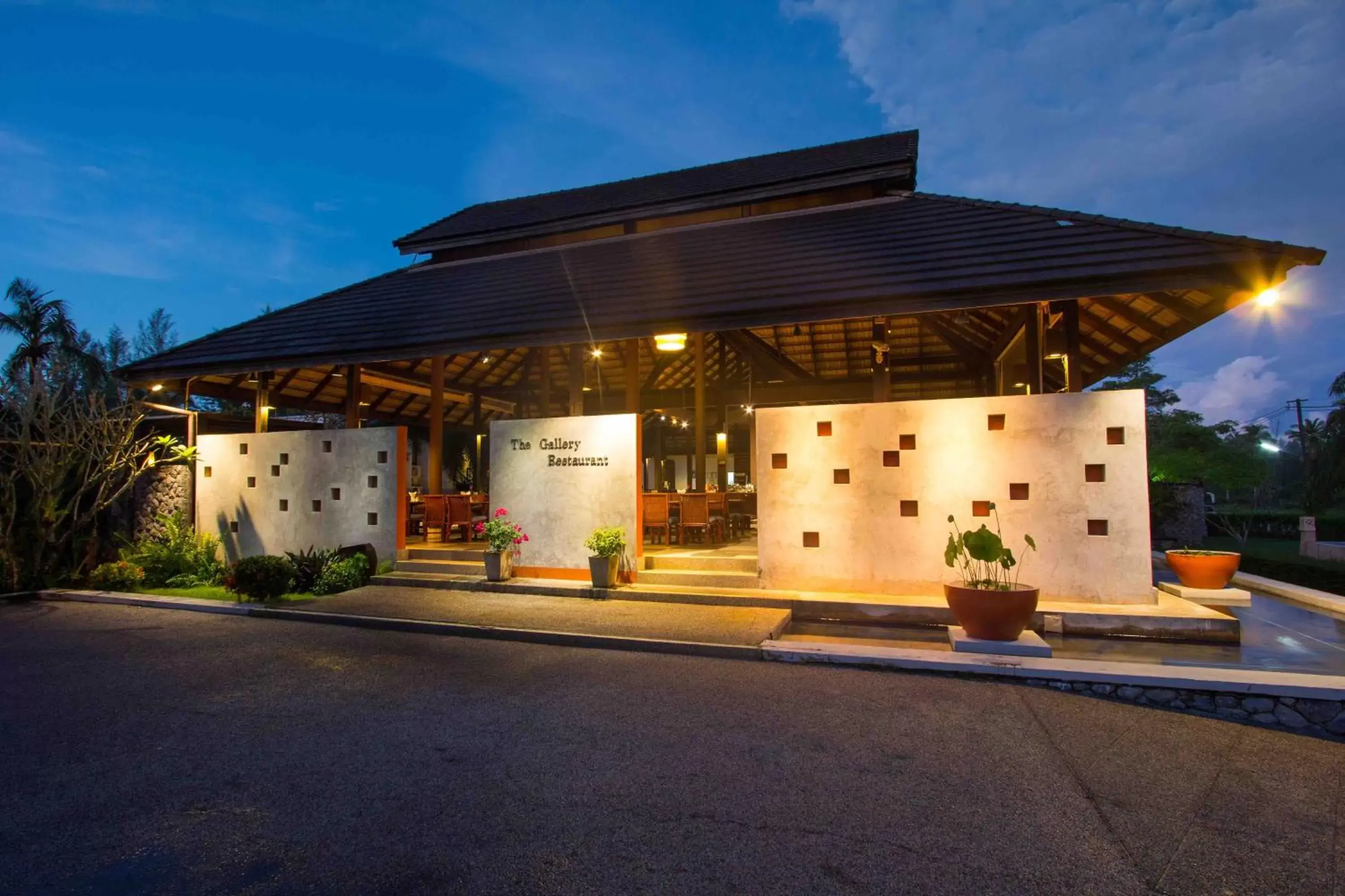 Restaurant/places to eat in Palm Galleria Resort Restaurant/places to eat in Palm Galleria Resort