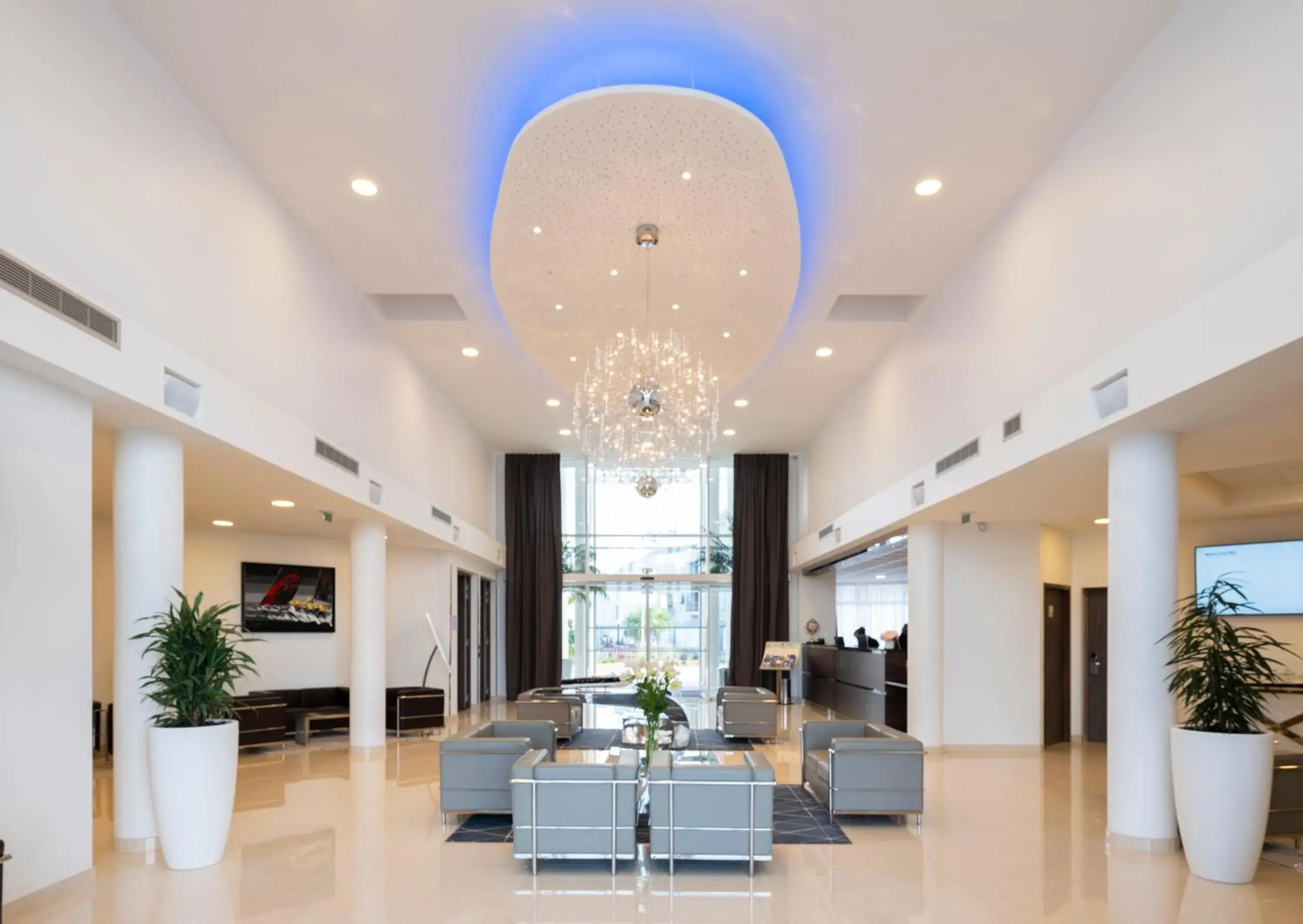 Lobby or reception in Westotel Le Pouliguen Lobby or reception in Westotel Le Pouliguen