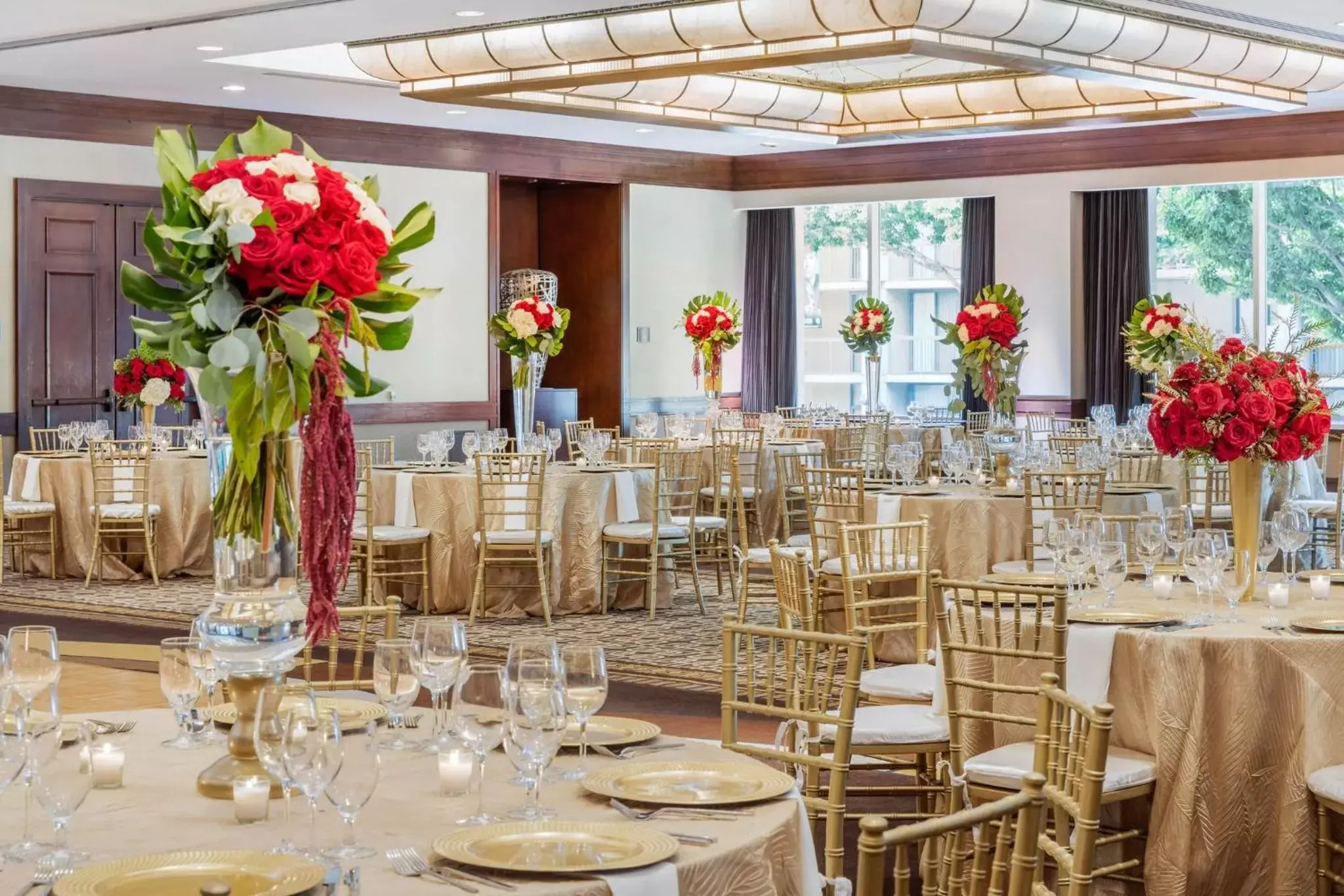 Banquet/Function facilities, Restaurant/Places to Eat in Omni Los Angeles Hotel