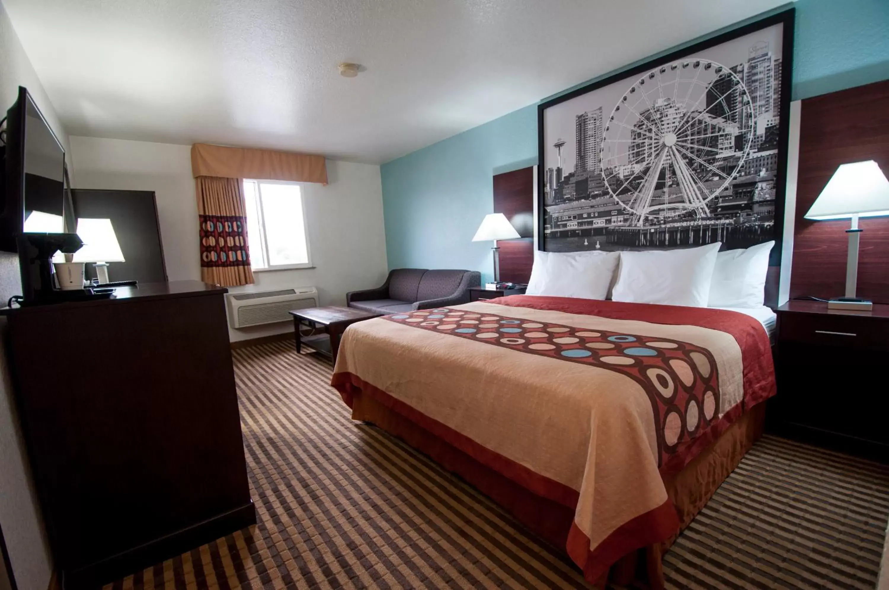 Bed in Quality Inn Wenatchee near Leavenworth