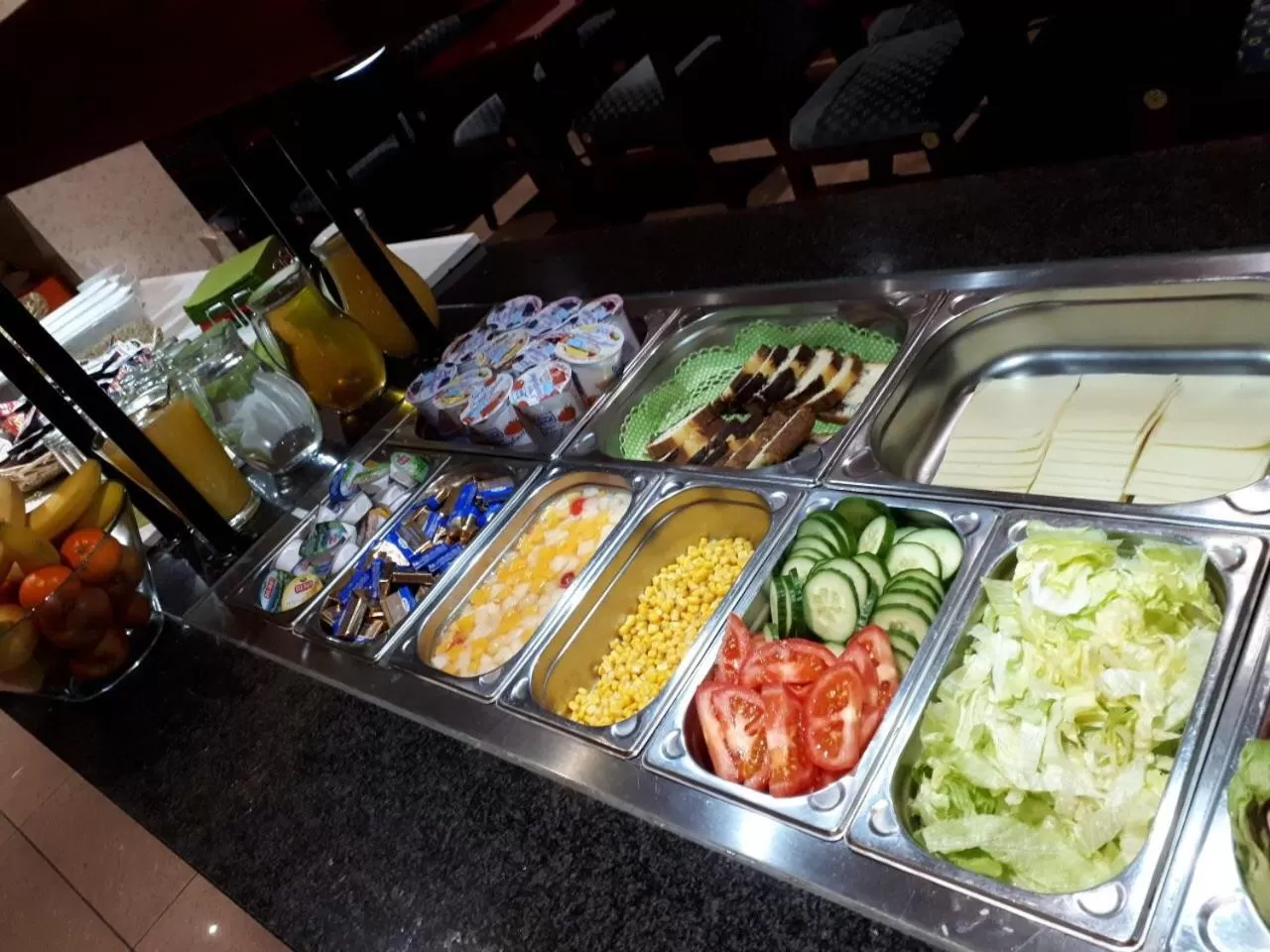 Buffet breakfast in Hotel Am Flughafen