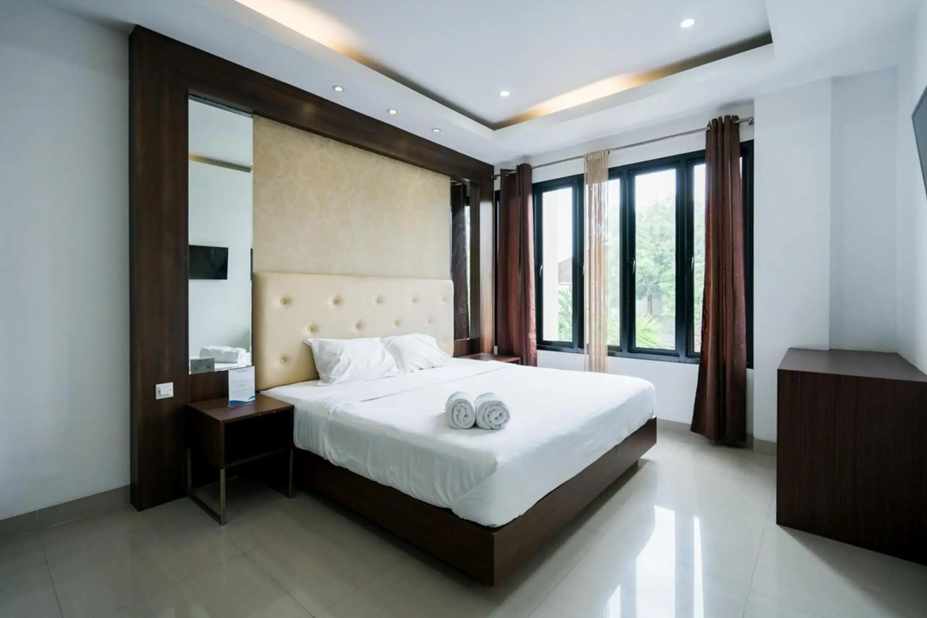 Bedroom, Bed in The Lavana Townhouse Sanur