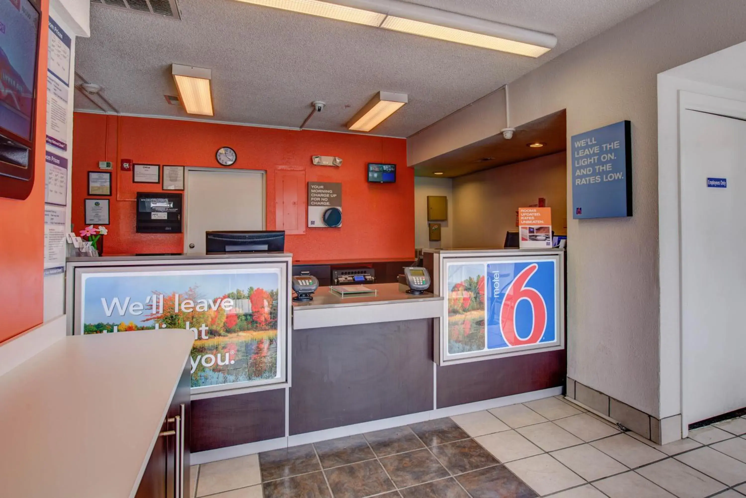 Lobby or reception, Lobby/Reception in Motel 6-Norfolk, VA