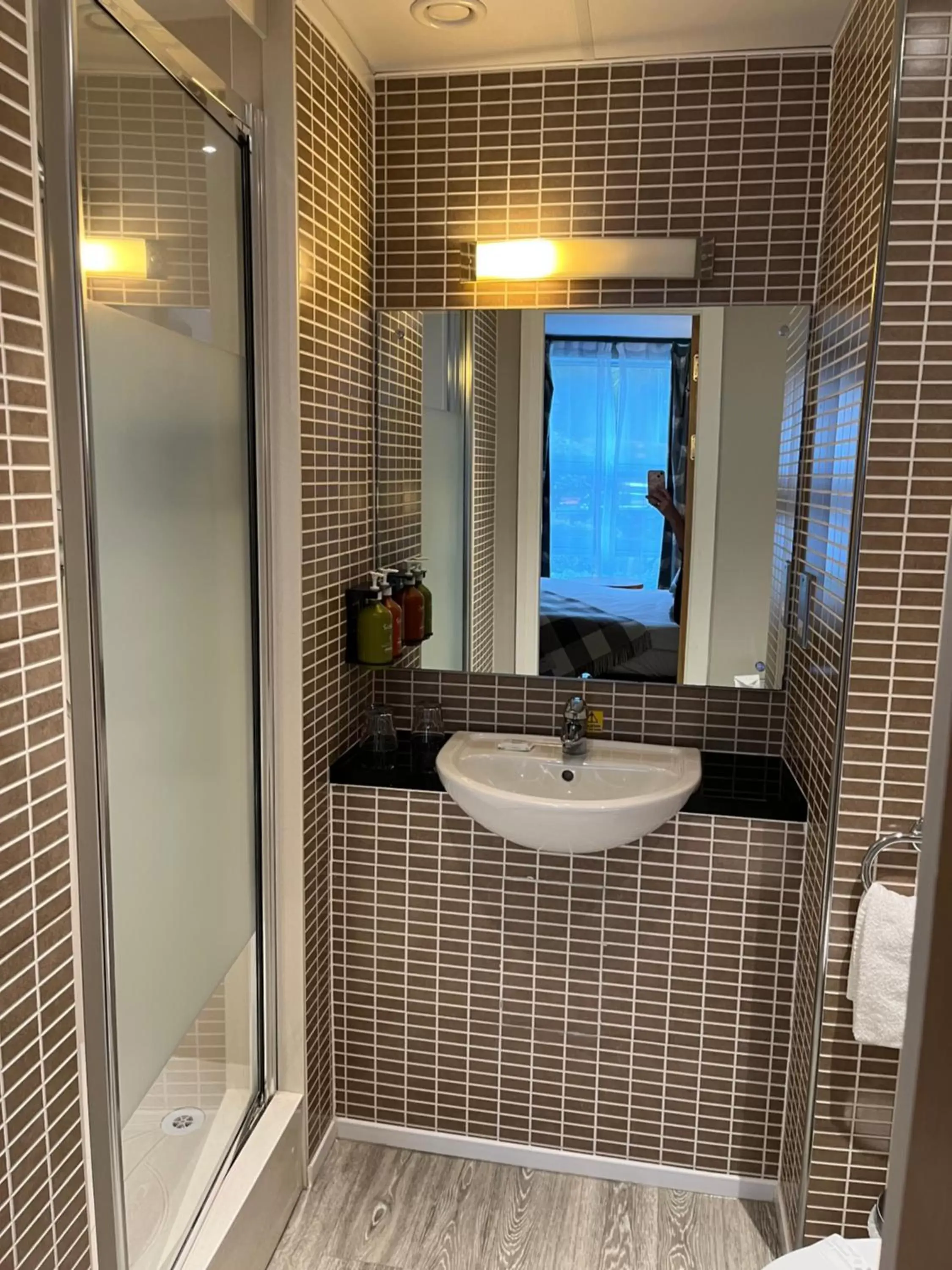 Bathroom in Holiday Inn Dumfries, an IHG Hotel