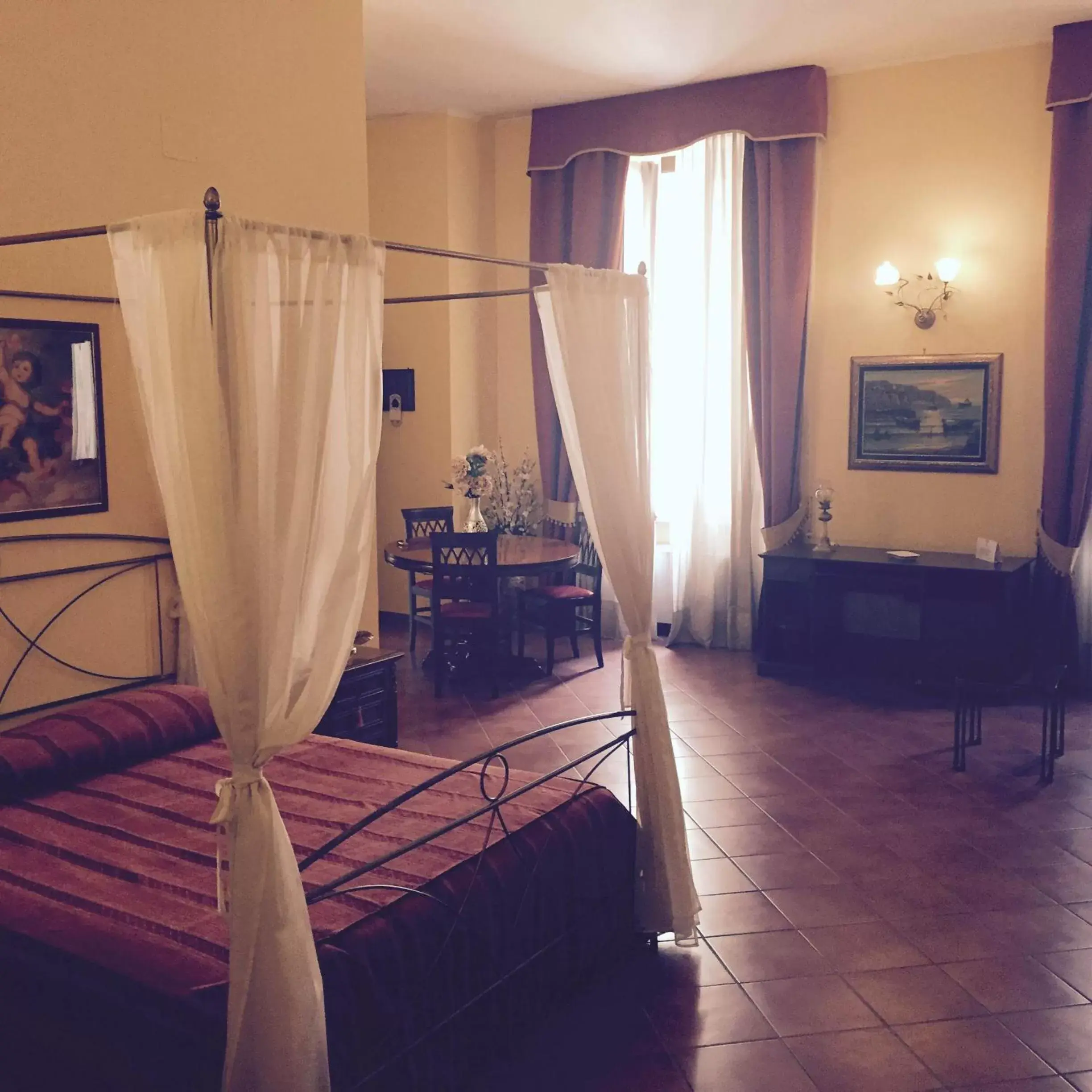 Day, Room Photo in Grand Hotel Capodimonte