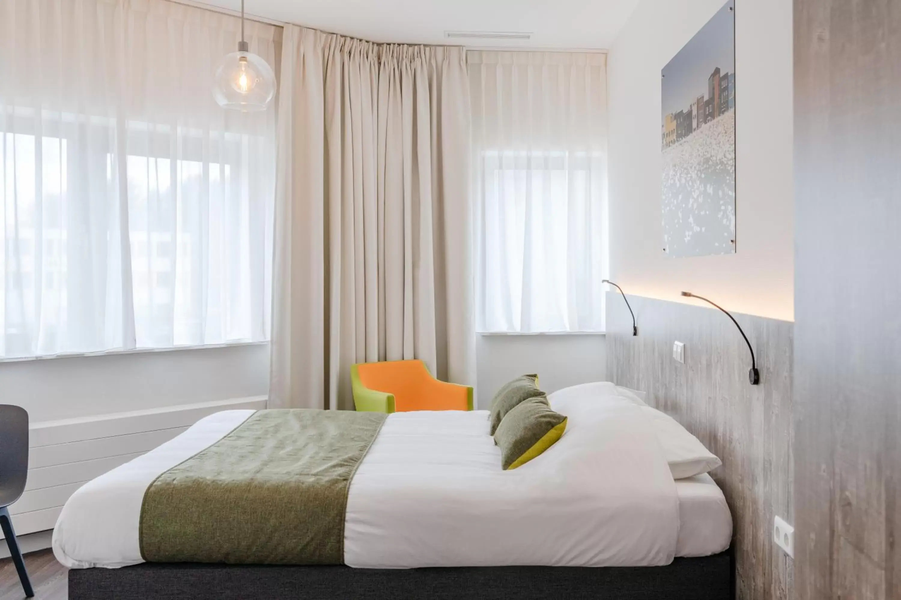 Bedroom, Bed in ibis Styles Almere