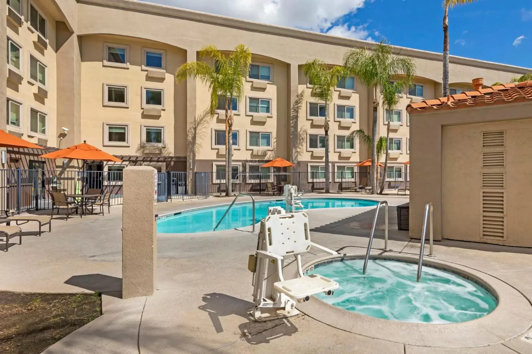 Swimming pool in Holiday Inn Express San Bernardino Colton by IHG Swimming pool in Holiday Inn Express San Bernardino Colton by IHG