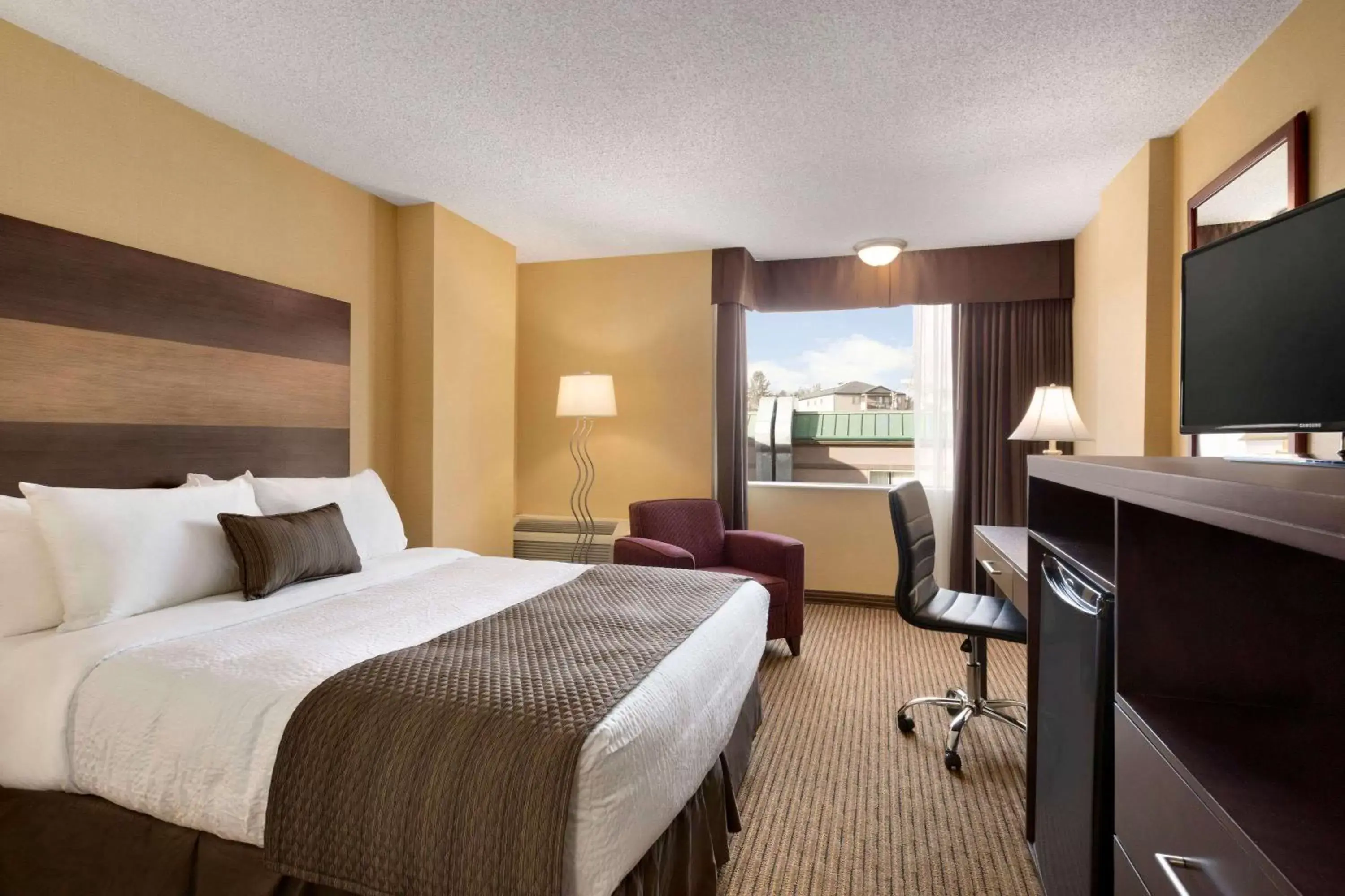 Photo of the whole room in Days Inn by Wyndham Calgary South