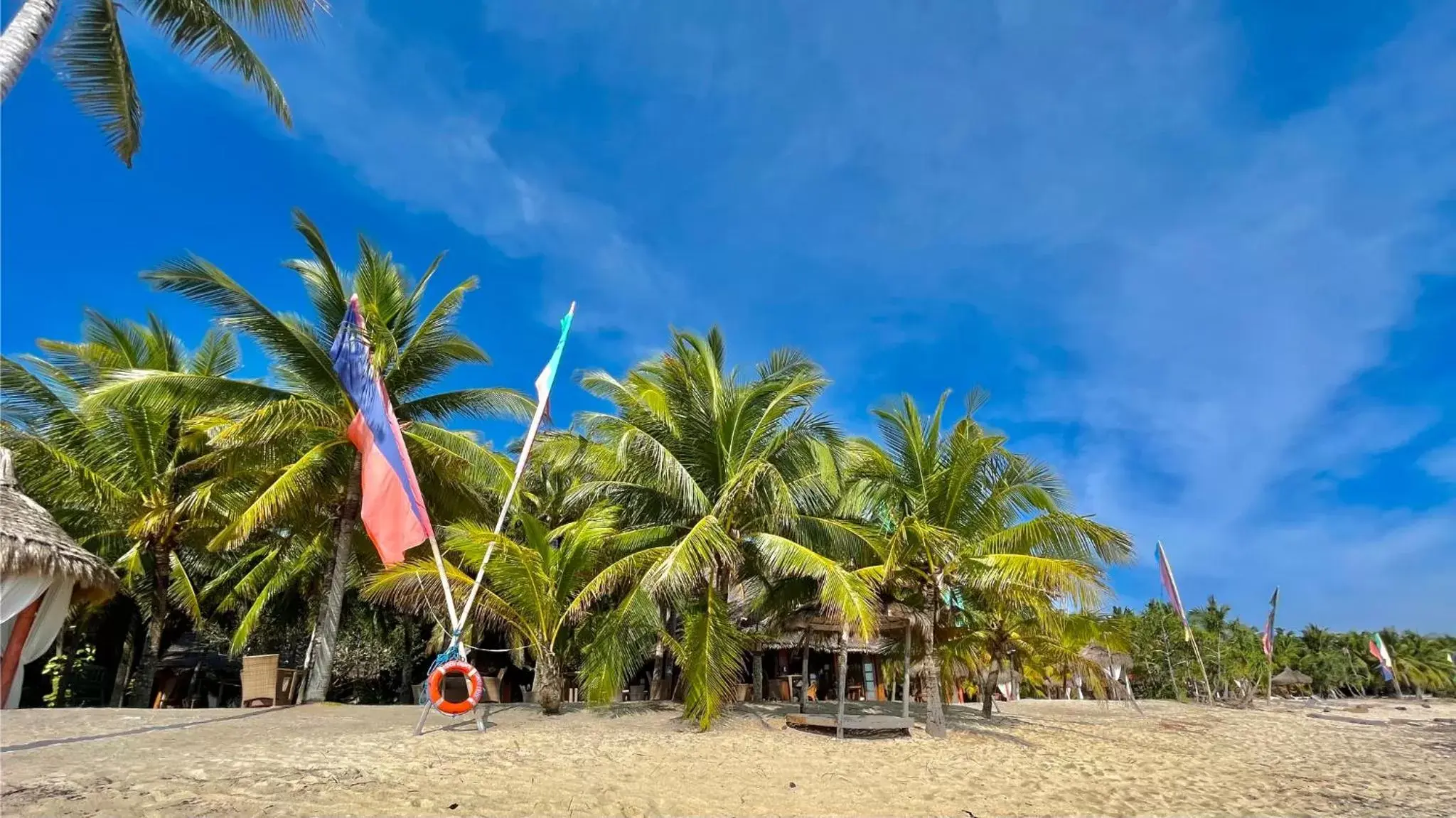 Restaurant/places to eat in Coco Grove Beach Resort, Siquijor Island Restaurant/places to eat in Coco Grove Beach Resort, Siquijor Island