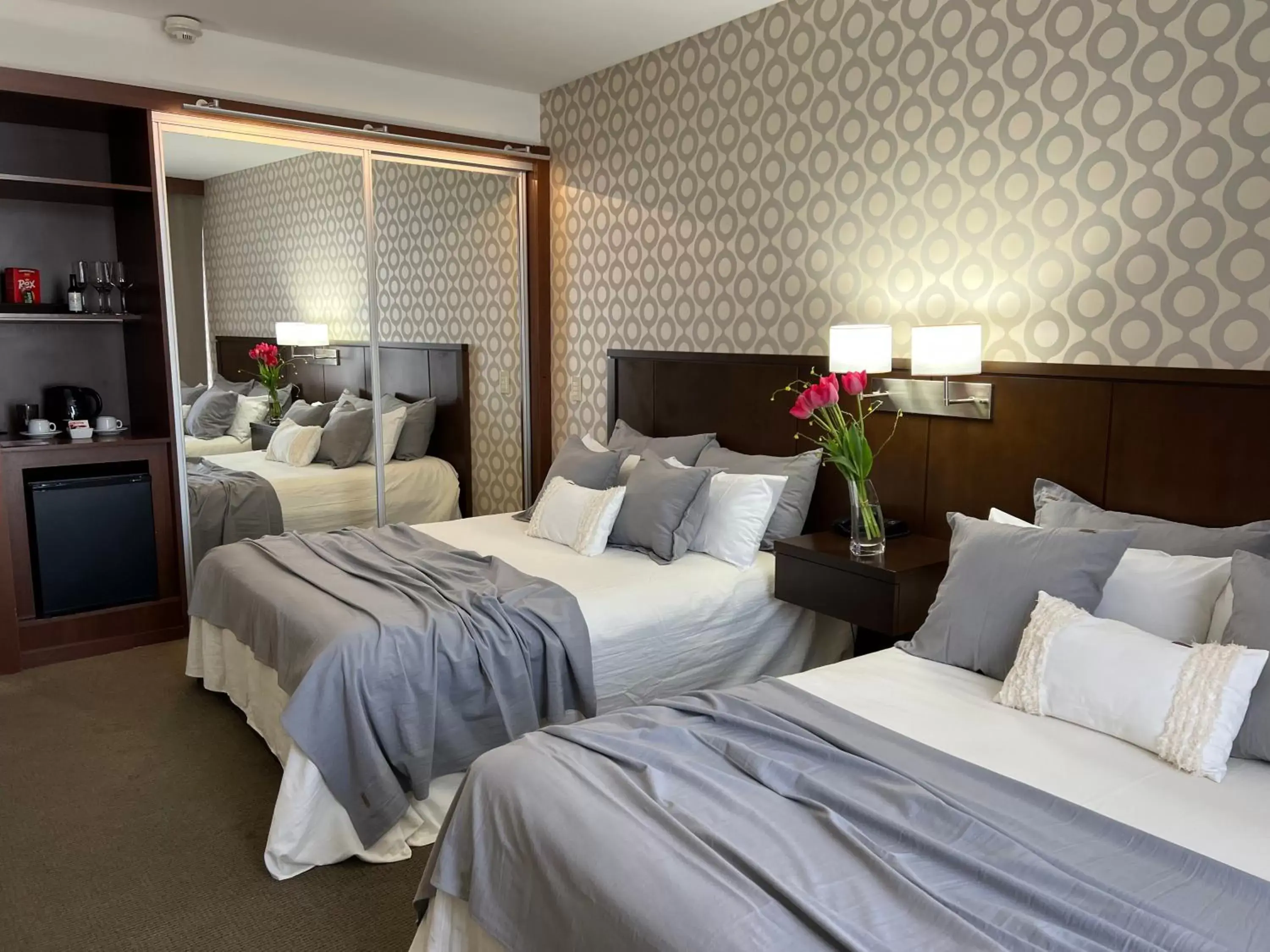 Bedroom, Bed in ian Hotel