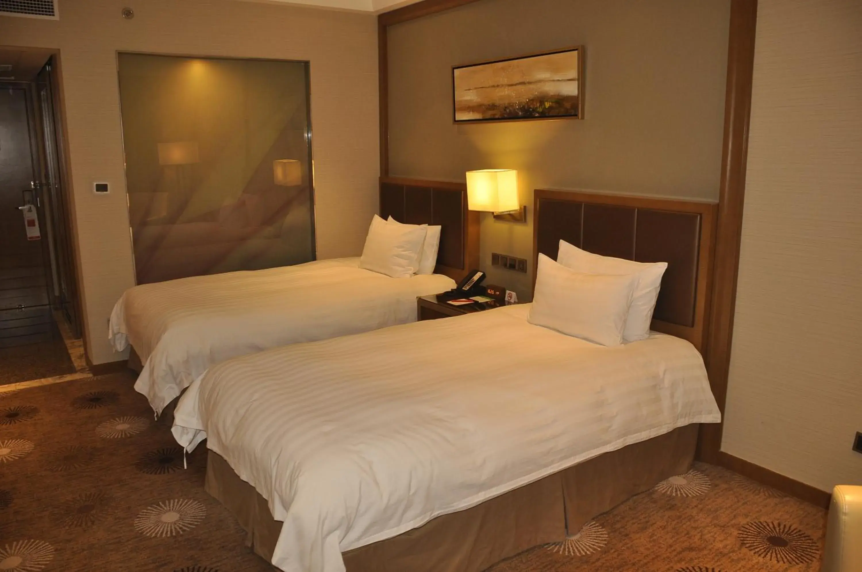 Bed in Ramada Plaza Hotel Pudong