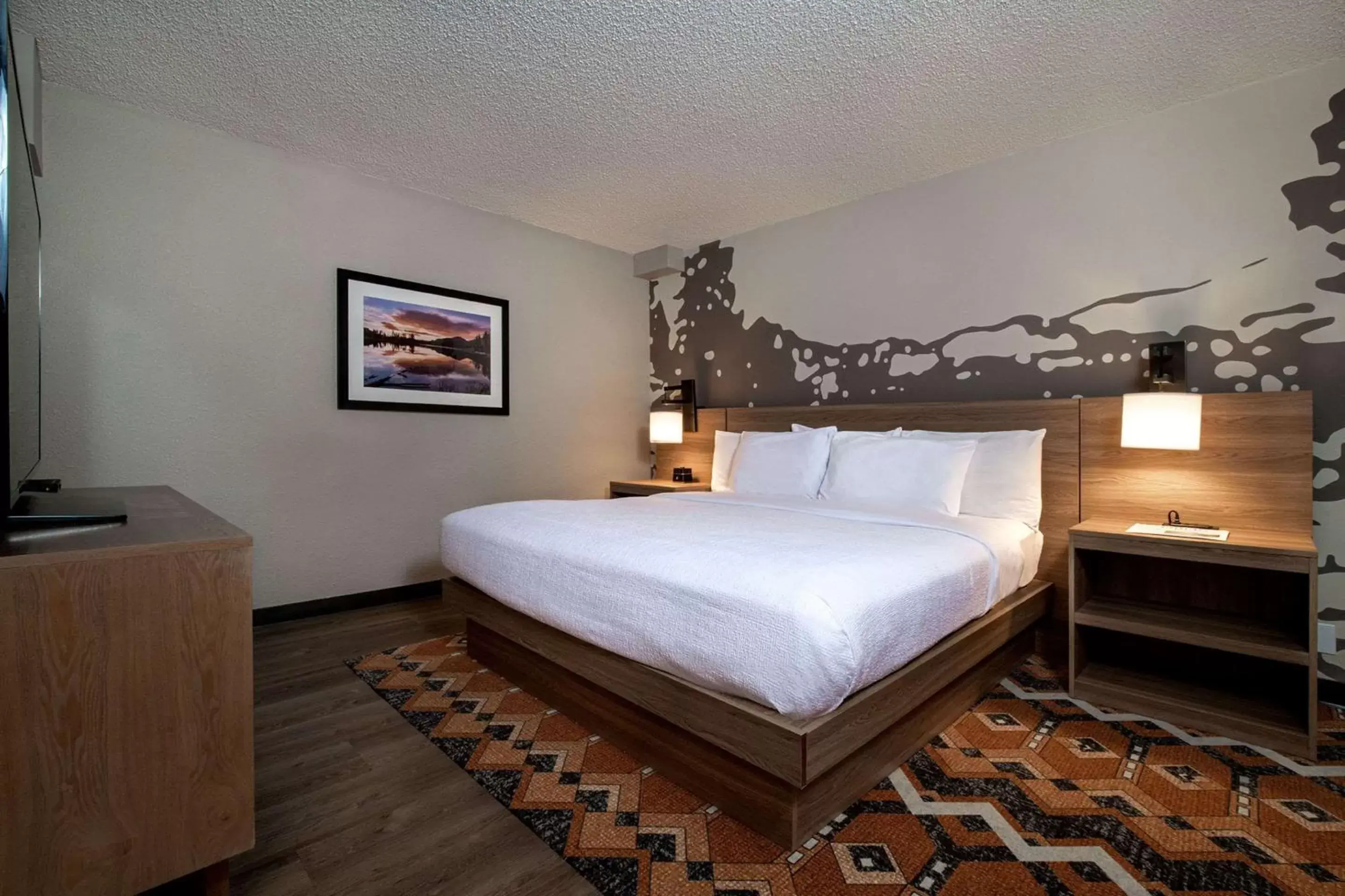Bedroom, Bed in Holiday Inn Estes Park by IHG Bedroom, Bed in Holiday Inn Estes Park by IHG