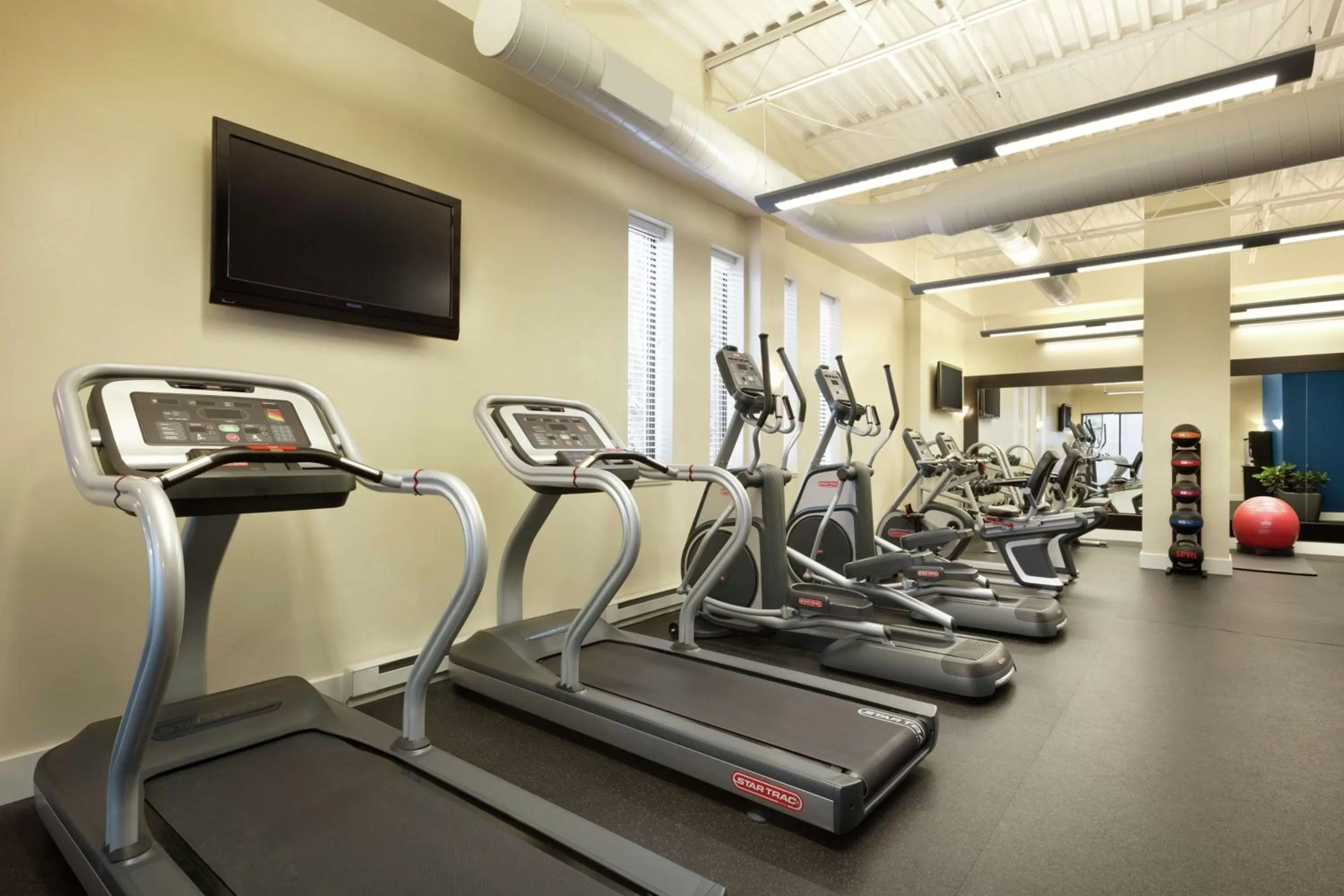 Fitness centre/facilities in Hilton Garden Inn Rochester/Pittsford