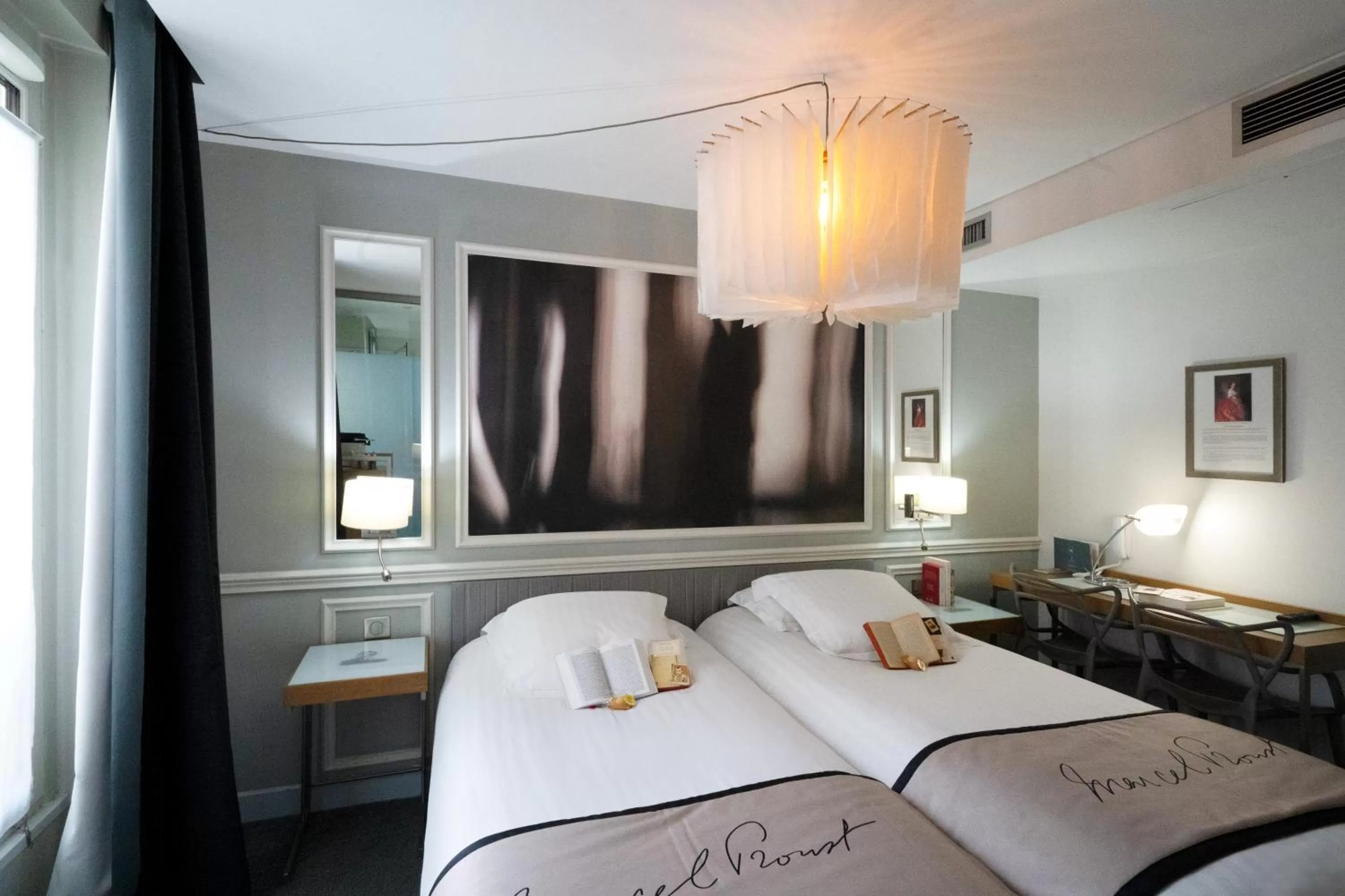 Photo of the whole room, Bed in Hotel Litteraire Le Swann, BW Premier Collection